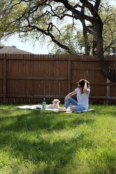 afternoon picnics in the backyard have become my new fav 

#LTKhome #LTKstyletip #LTKunder100