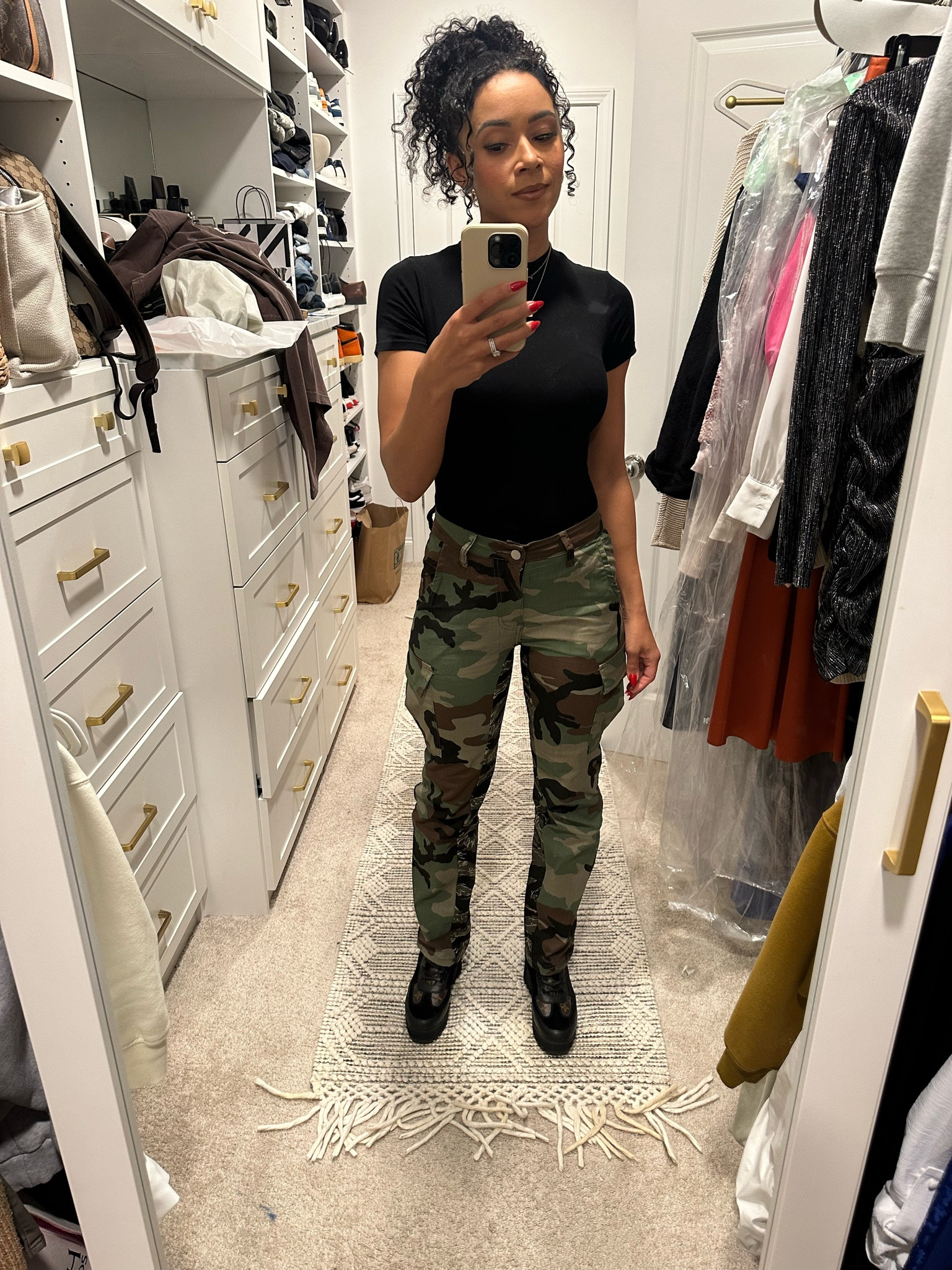 Need gift ideas for her? Shop these camo pants. Cute comfy and affordable. 

#LTKbeauty #LTKstyletip