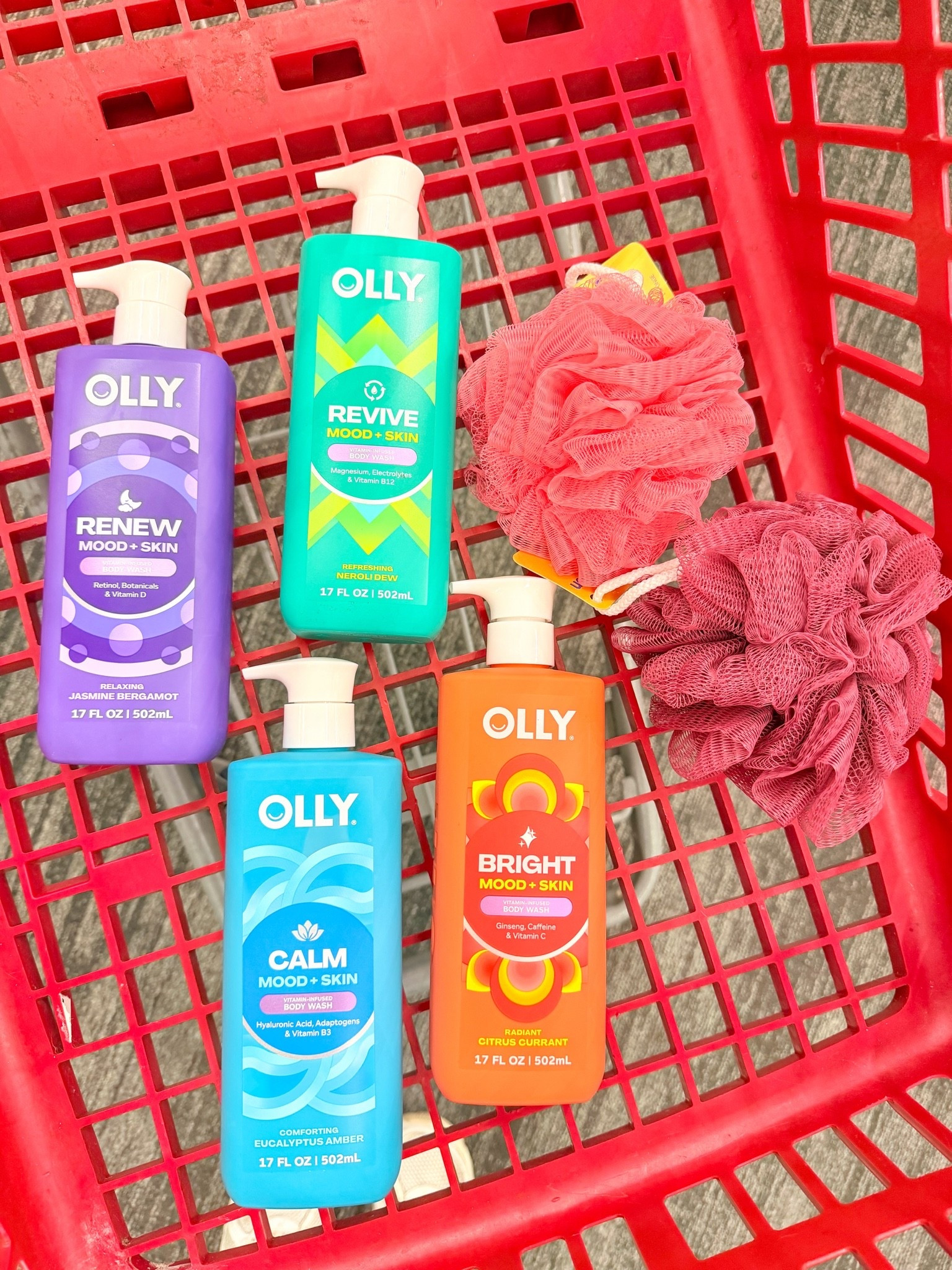 #OLLYPartner ✨ Get $2 off, now through May 17!! 
After a long day, enjoy a nice shower with RENEW, a delicious fragrance to help prep for bed & repairs your skin overnight, win-win!! ✨

#Ad #TargetPartner #TargetMom #TargetRun