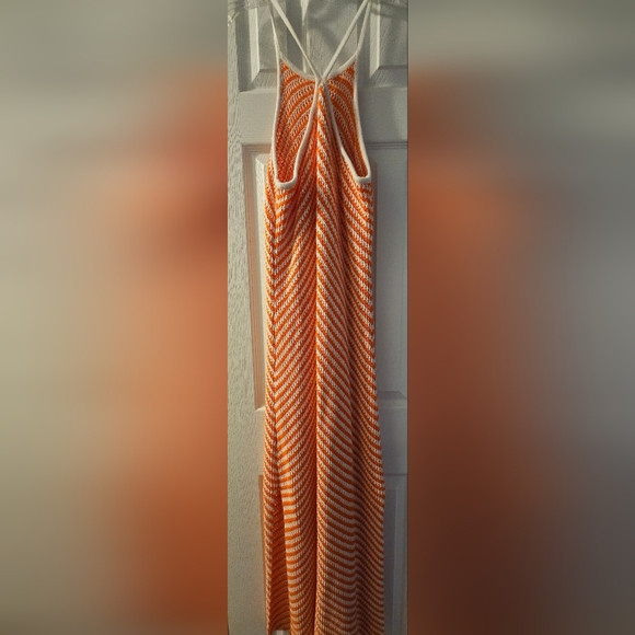 Chevron Stitch Midi DressSize: LColor: Exotic Orange/ Bright White Sweater Dress | Poshmark