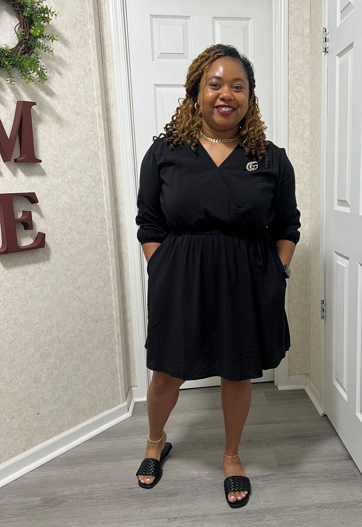 Cute black dress $8 at #Walmart snag it while it’s still available 🖤

#LTKFindsUnder50 #LTKBeauty #LTKSaleAlert