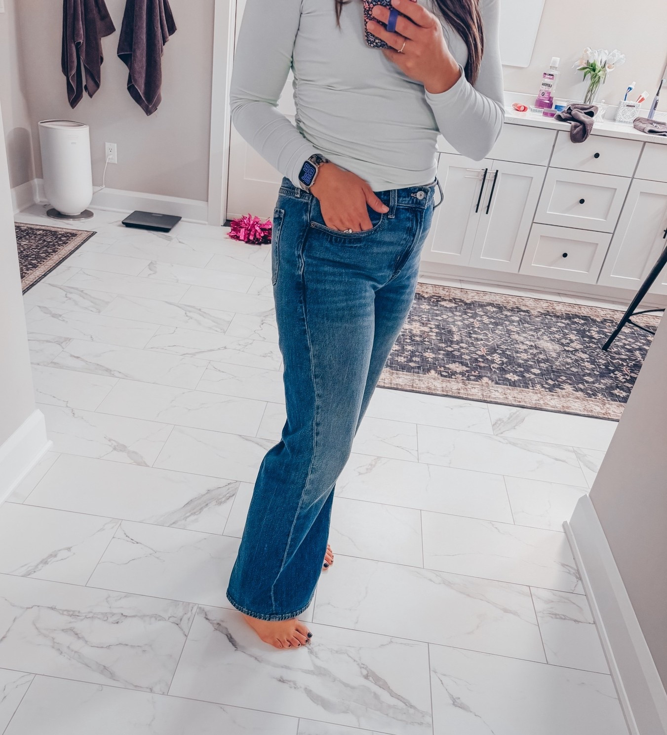 Super flattering jeans // wearing size 8