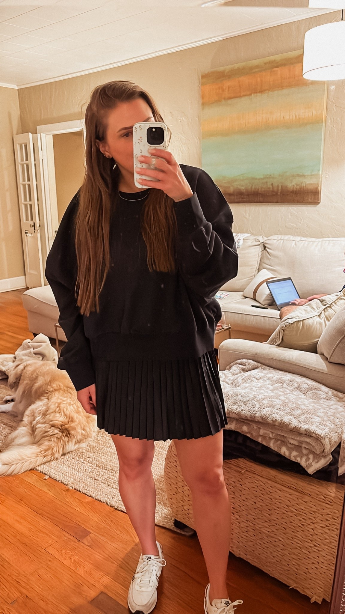 Fabletics set that is 💯 
Skort: medium
Sweatshirt: large
..


#LTKFindsUnder100 #LTKActive #LTKFindsUnder50