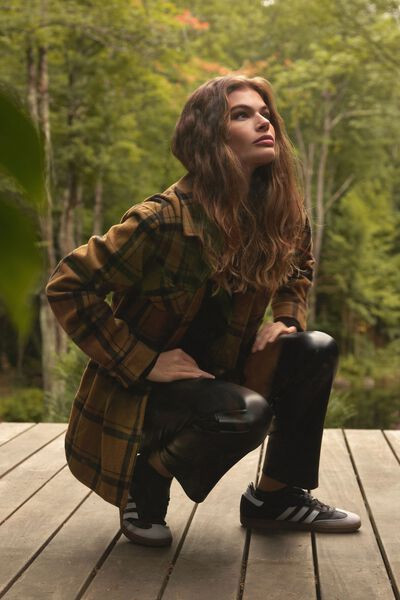 Manteau long en laine structuré à ceinturePrix réduit de  159,95 $ à159,95 $120,00 $84,00 $30... | Dynamite Clothing