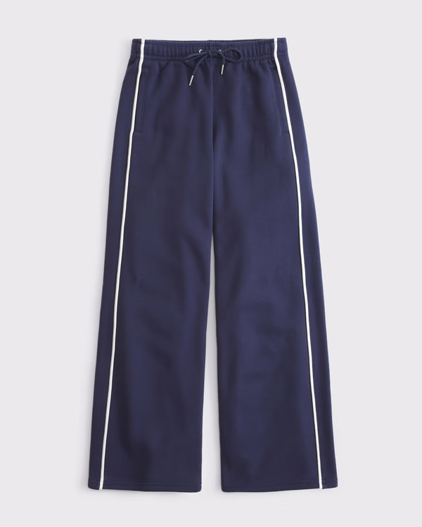 Women's Essential Mid Rise Wide Leg Sweatpant | Women's New Arrivals | Abercrombie.com | Abercrombie & Fitch (US)