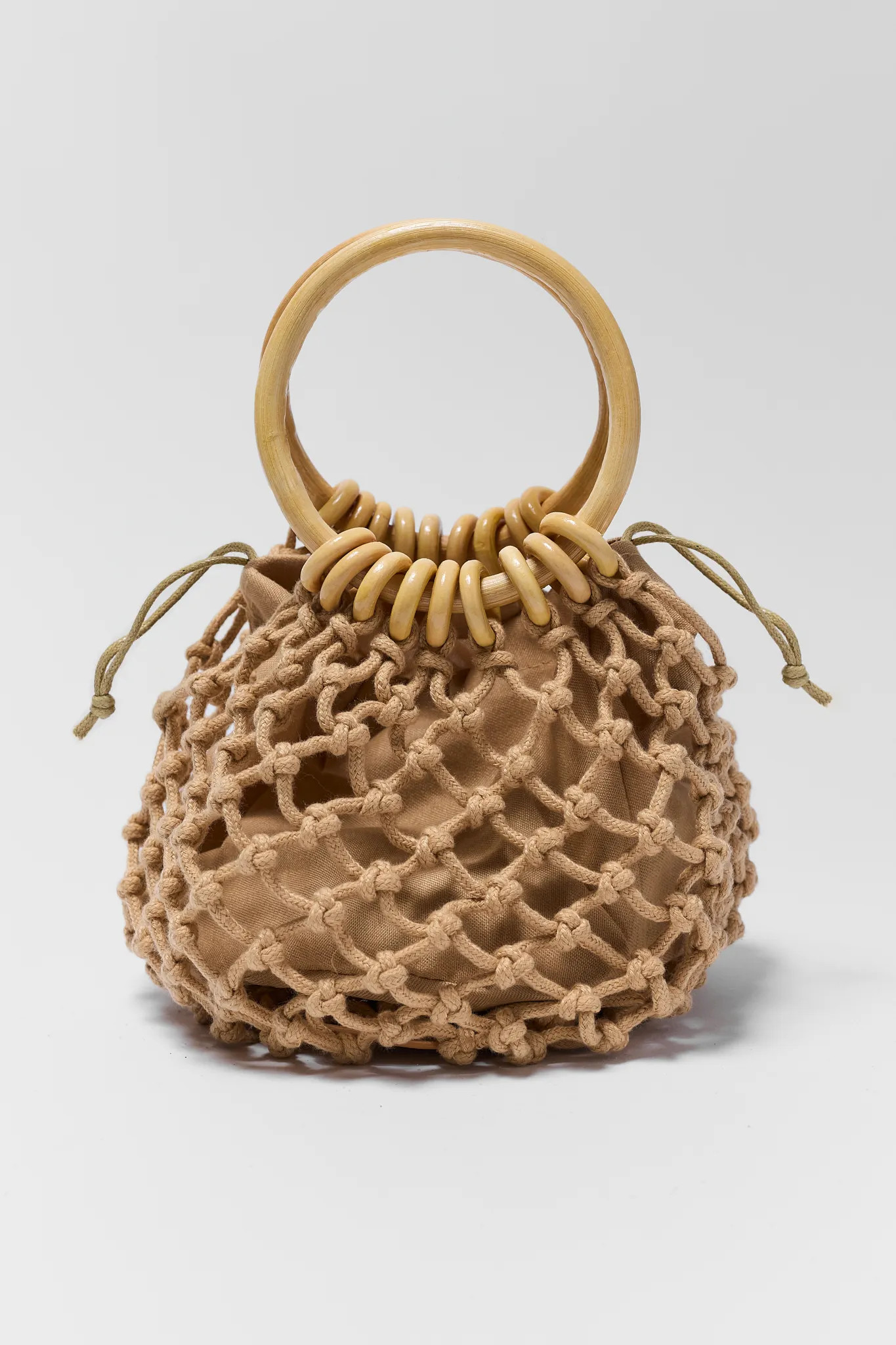 Greta Tan Netted Bucket Bag | Avara