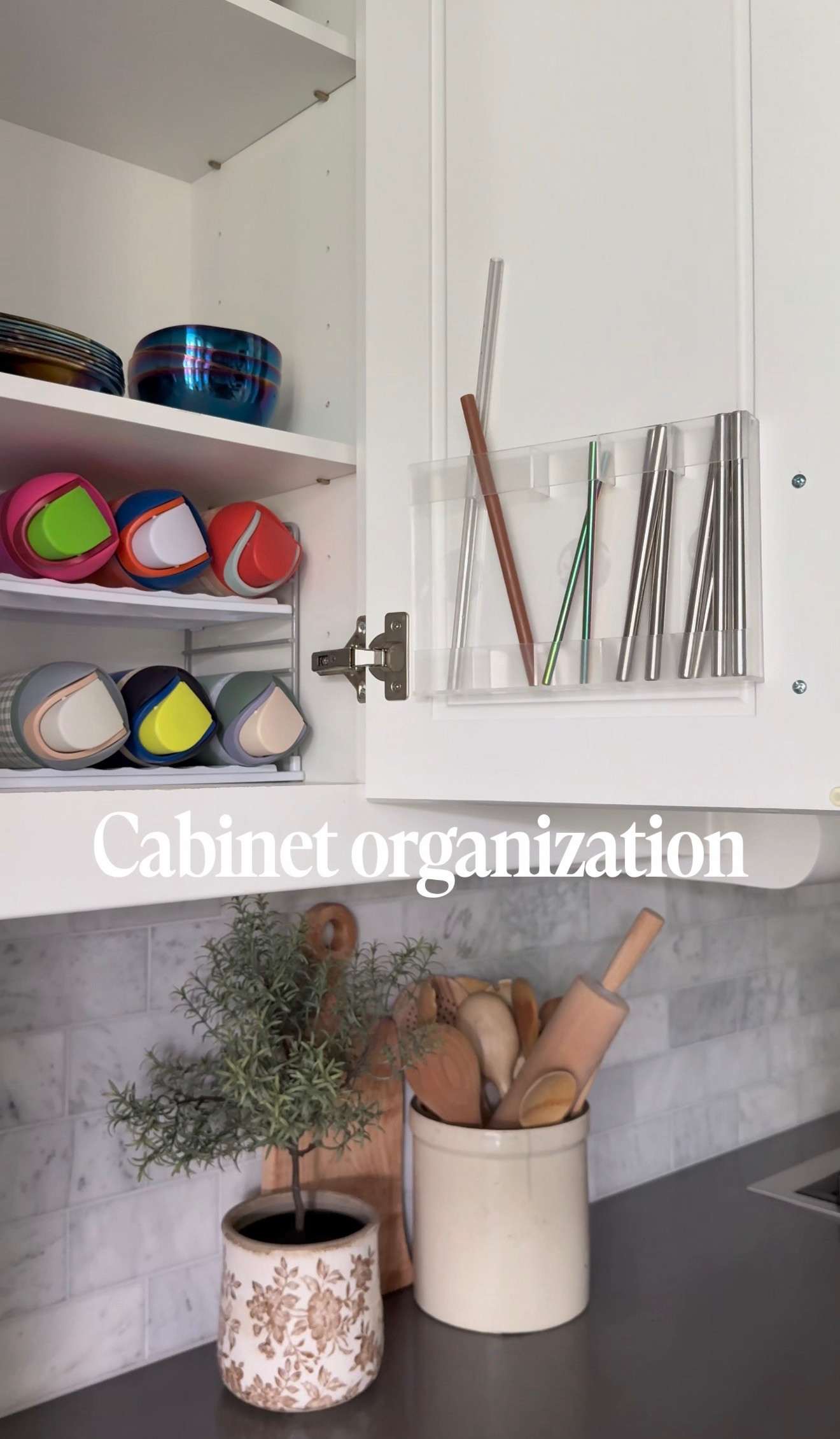 💦 This setup has been great for all of our favorite Owala bottles!  
 
We specifically love this acrylic straw holder from Amazon! 

#amazon #owala #storage #kitchenstorage #modernhome #kitchenorganization

#LTKdayinmylife #LTKmomlife #LTKHome
