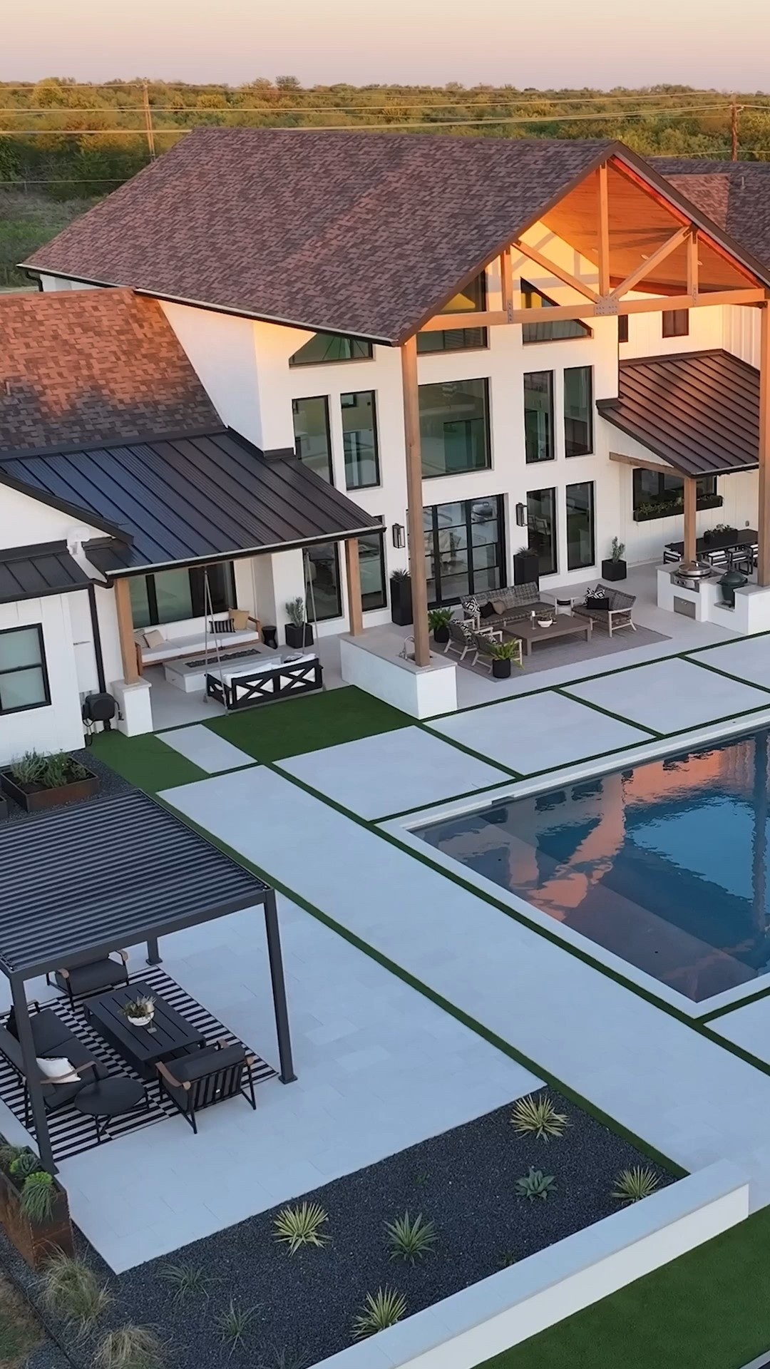 Christmas is over and I’m already dreaming of summer and pool time!