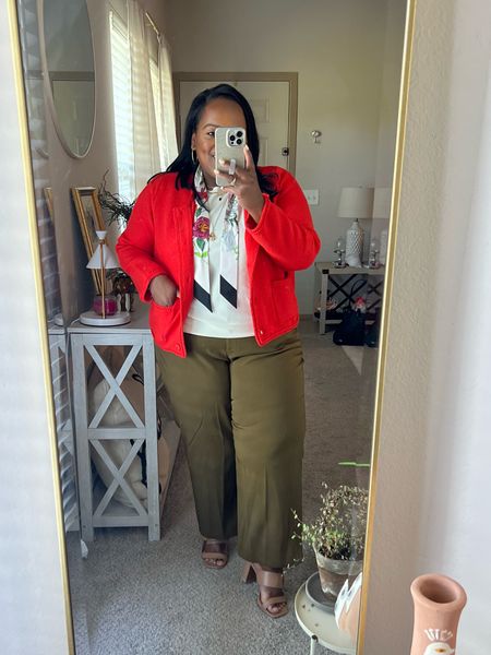 Wednesday workwear OOTD! My pants are old from JcPenny but I’ve linked some similar olive green pants below. Loving this color combo today. 😍

#LTKWorkwear #LTKMidsize #LTKFindsUnder100