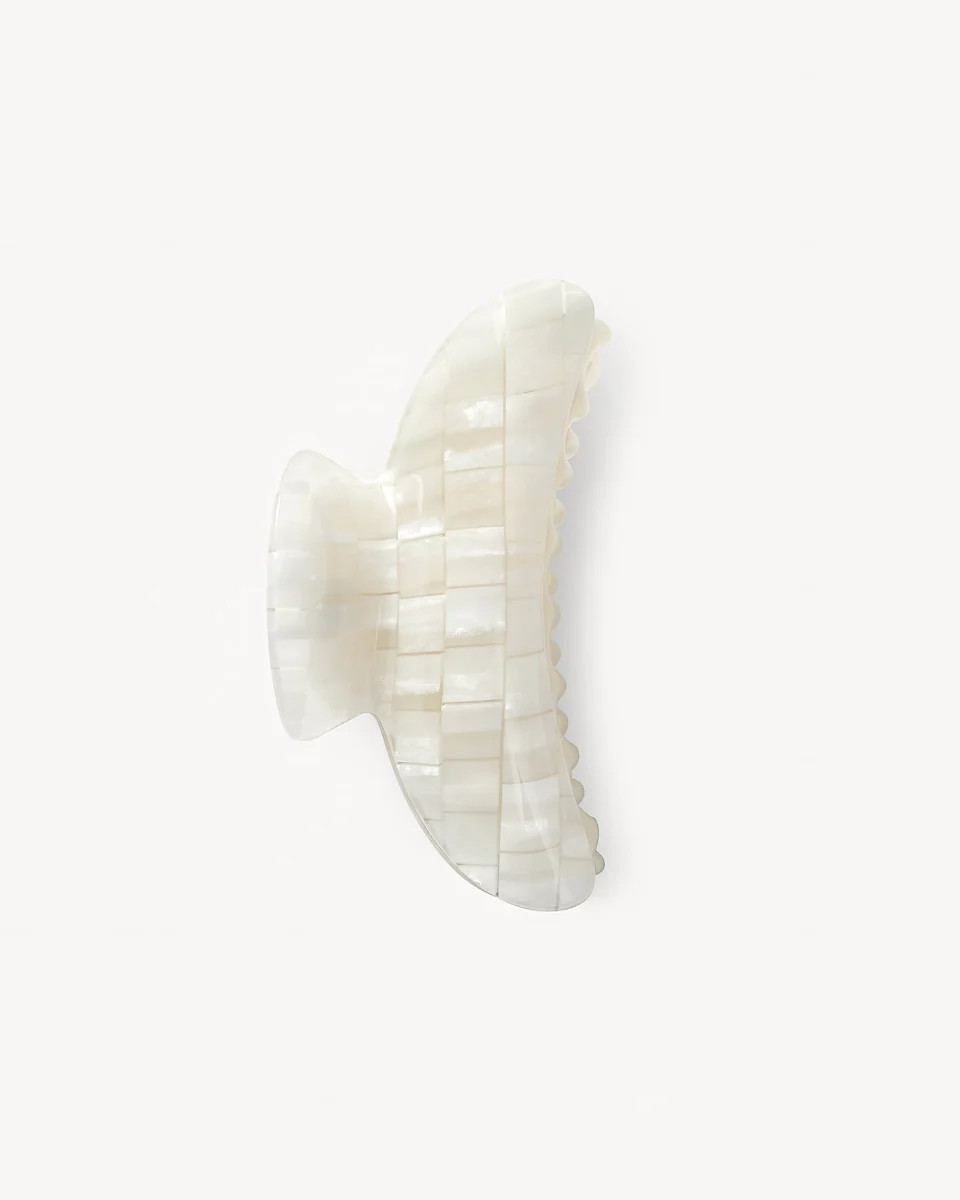 Grande Heirloom Claw in Opalite Shell Checker | Machete