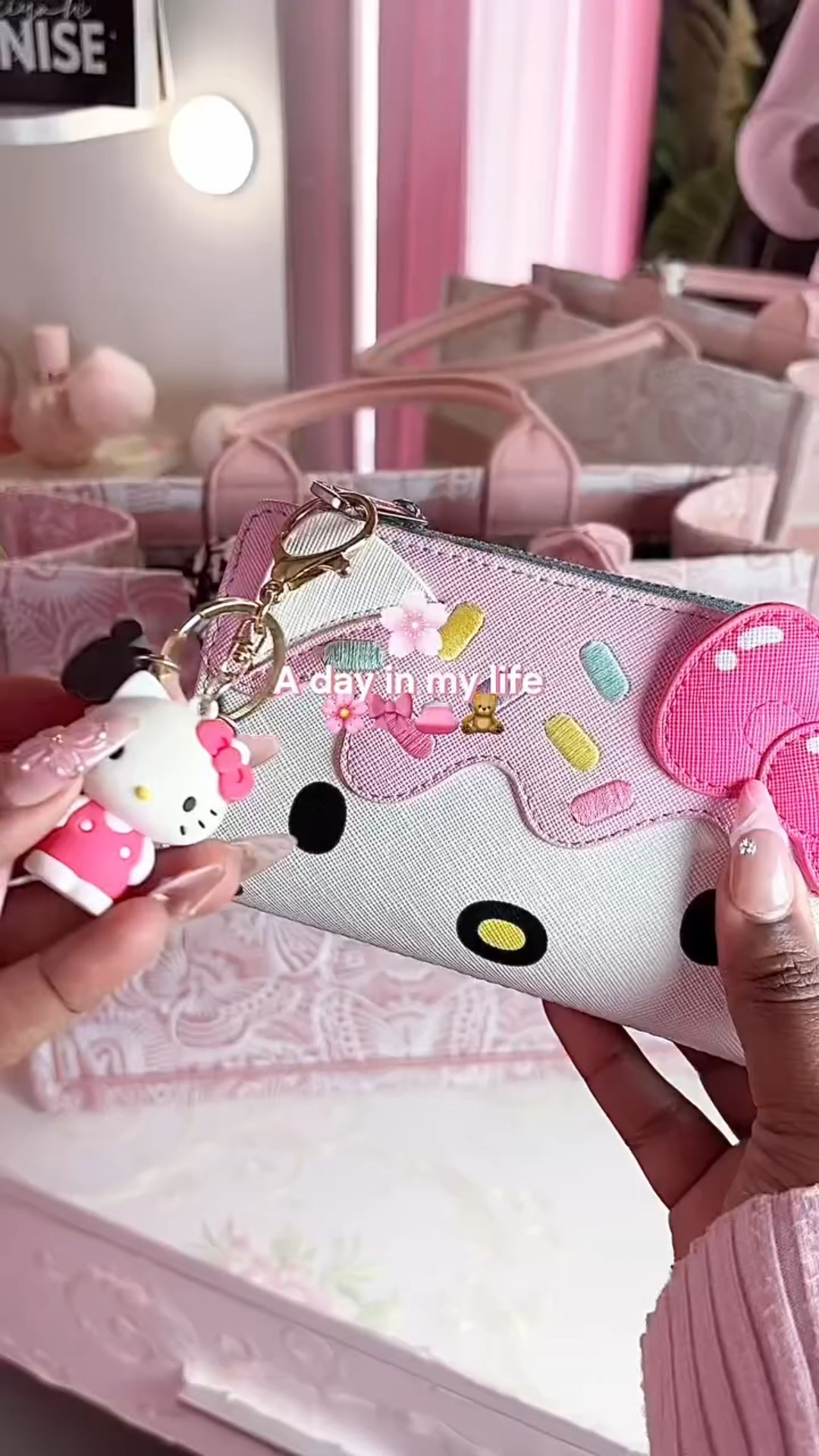 A day in my life 🌸 

I am obsessed with this purse! I can fit so much in it! 

-
-
#pinkaesthetic #pinkgirl #dayinmylifevlog #dayinmylife❤️ #packwithme #asmr #asmrpacking #hellokittycore #pink #girlygirl #hellokittylover #hellokitty #girlythings

#LTKBeauty #LTKStyleTip #LTKHome