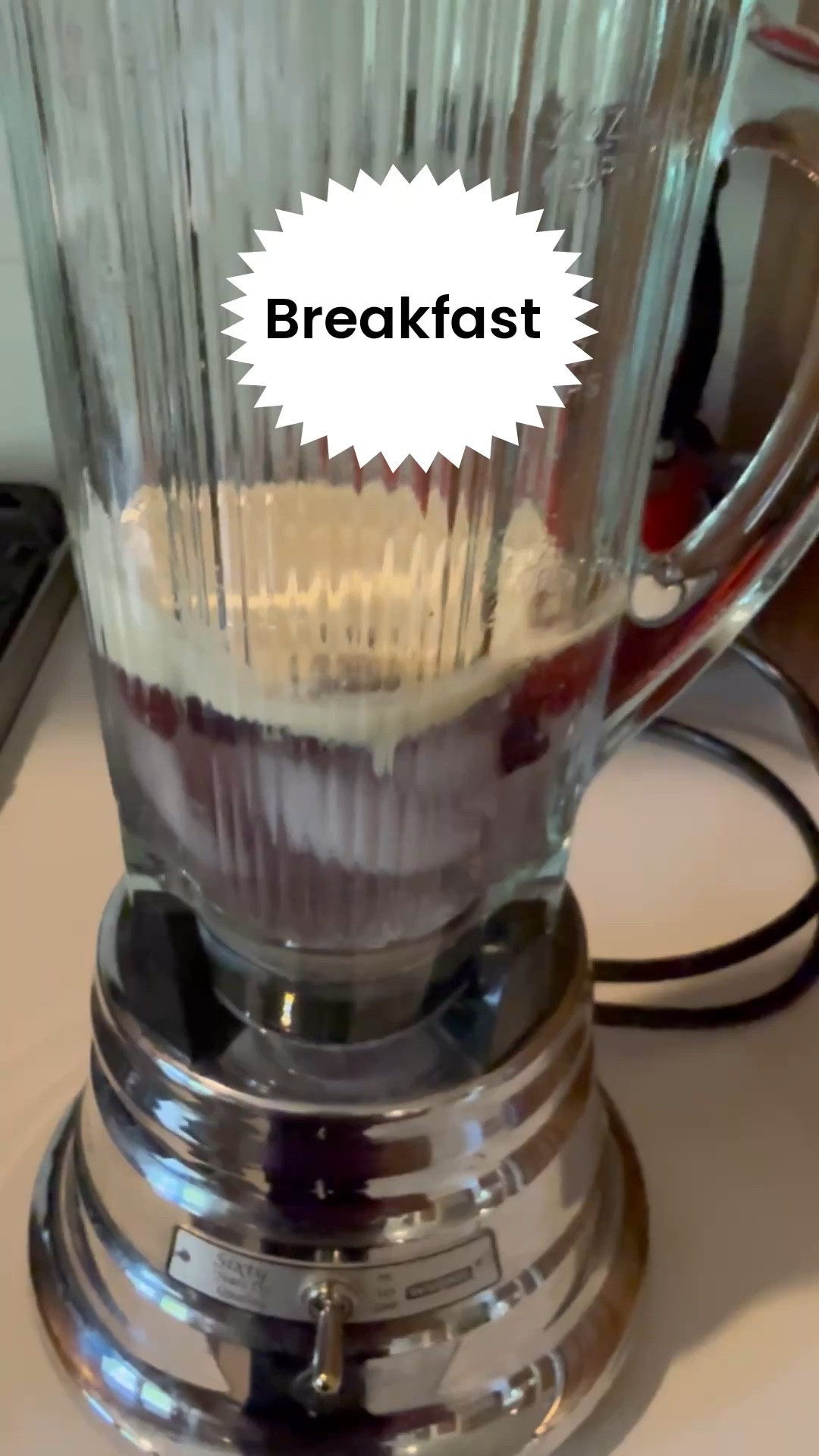 I always try to start my day off with a good amount of protein.

#LTKdayinmylife
