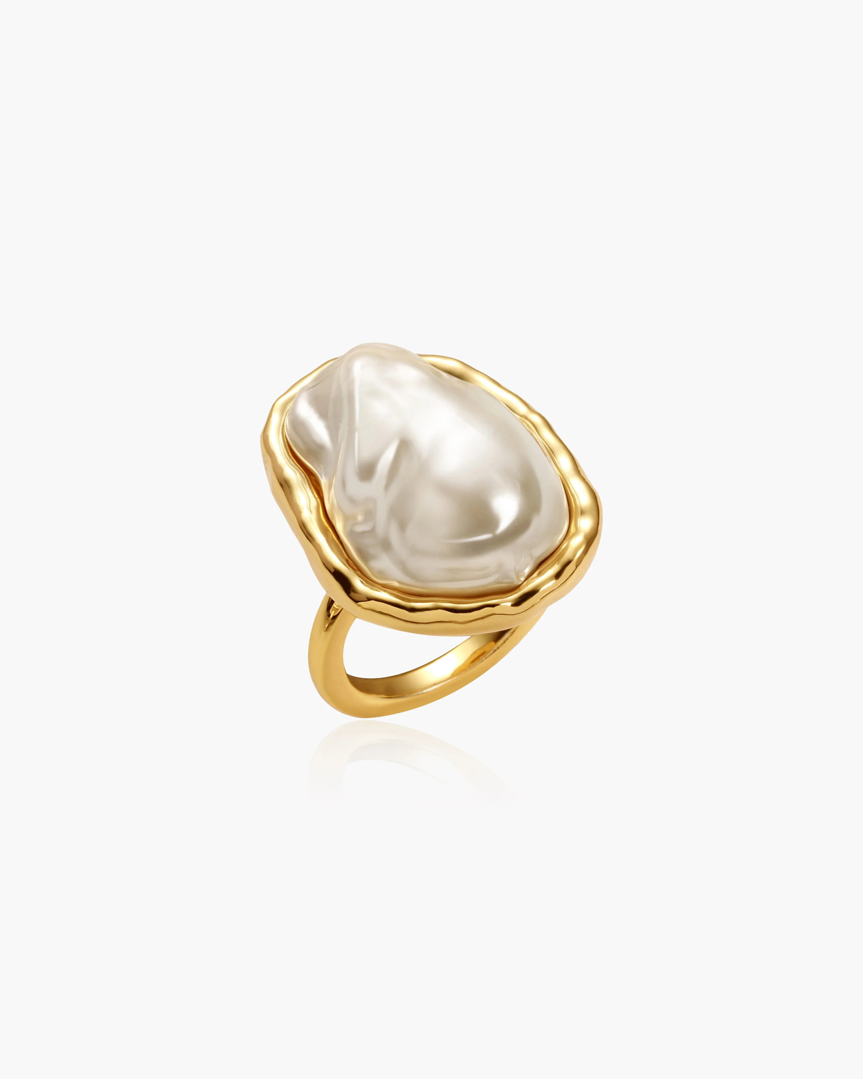 Wonder Pearl Ring Gold / 8 | en route jewelry