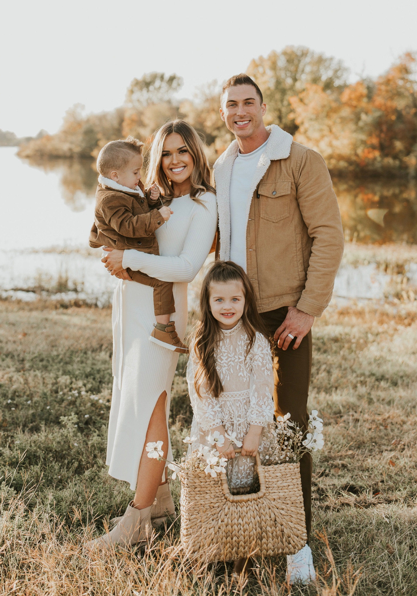 Happy Thanksgiving from our little fam to yours 🥹 First Thanksgiving in our new home and we are so excited! 

#dallasfamilyphotos #amazonfamilyphotooutfit #familyphotooutfits #thanksgivingtradition #thanksgivingtraditions #dfwphotographer 

#LTKCyberSaleIT #LTKCyberSaleFR #LTKCyberWeek