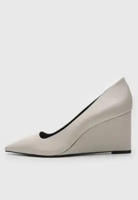 Scarpin Anabela Loucos E Santos Liso Branco | Dafiti (BR)