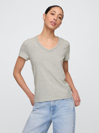 Favorite V-Neck T-Shirt | Gap Factory