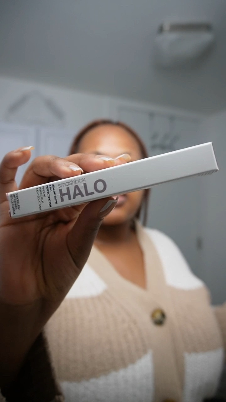 The perfect creamy concealer! #smashbox
#smashboxcosmetics #creamcontour #creamcontouring #contour

#LTKbeauty #LTKVideo