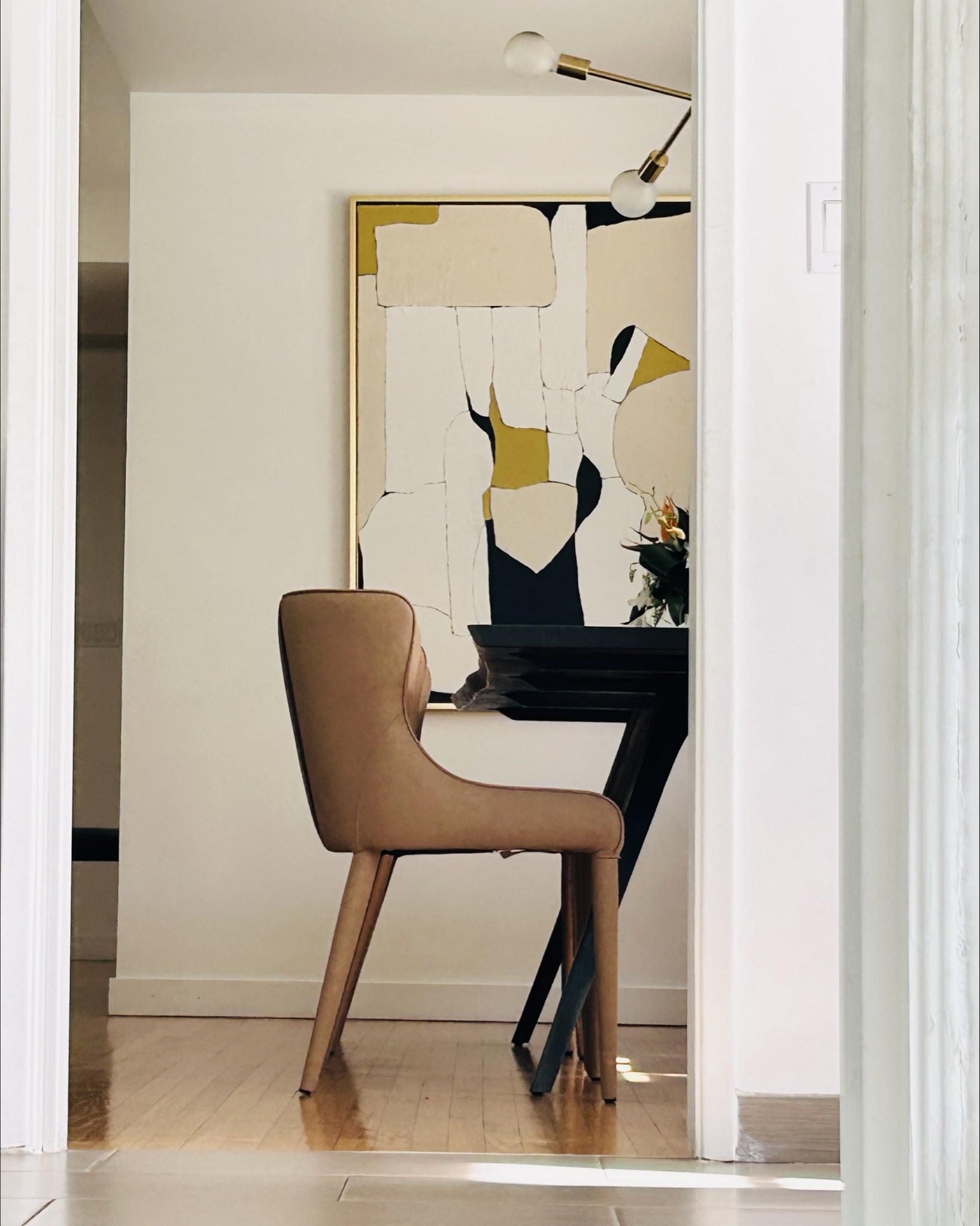 You asked for table and chairs? Here’s a look into every day dining in our own homes. We’re always looking for that million dollar look for less. 

1 - Dining room table + chairs purchased separately but from the same place as Lauren loved her local @hdbuttercup 🥲 before it went out of business. We linked to similar styles of each here.

2 - Tami’s kitchen table + chairs are the perfect example of high end for less. Exact items linked here. Time to finish this space with some art don’t you think?

3 -  Living in Los Angeles, we love to dine outdoors. Lauren did a full renovation of her outdoor areas a few years ago and finished the whole design off with furnishings from @article These items are linked for your convenience too.

#LTKmomlife #LTKHome #LTKdayinmylife