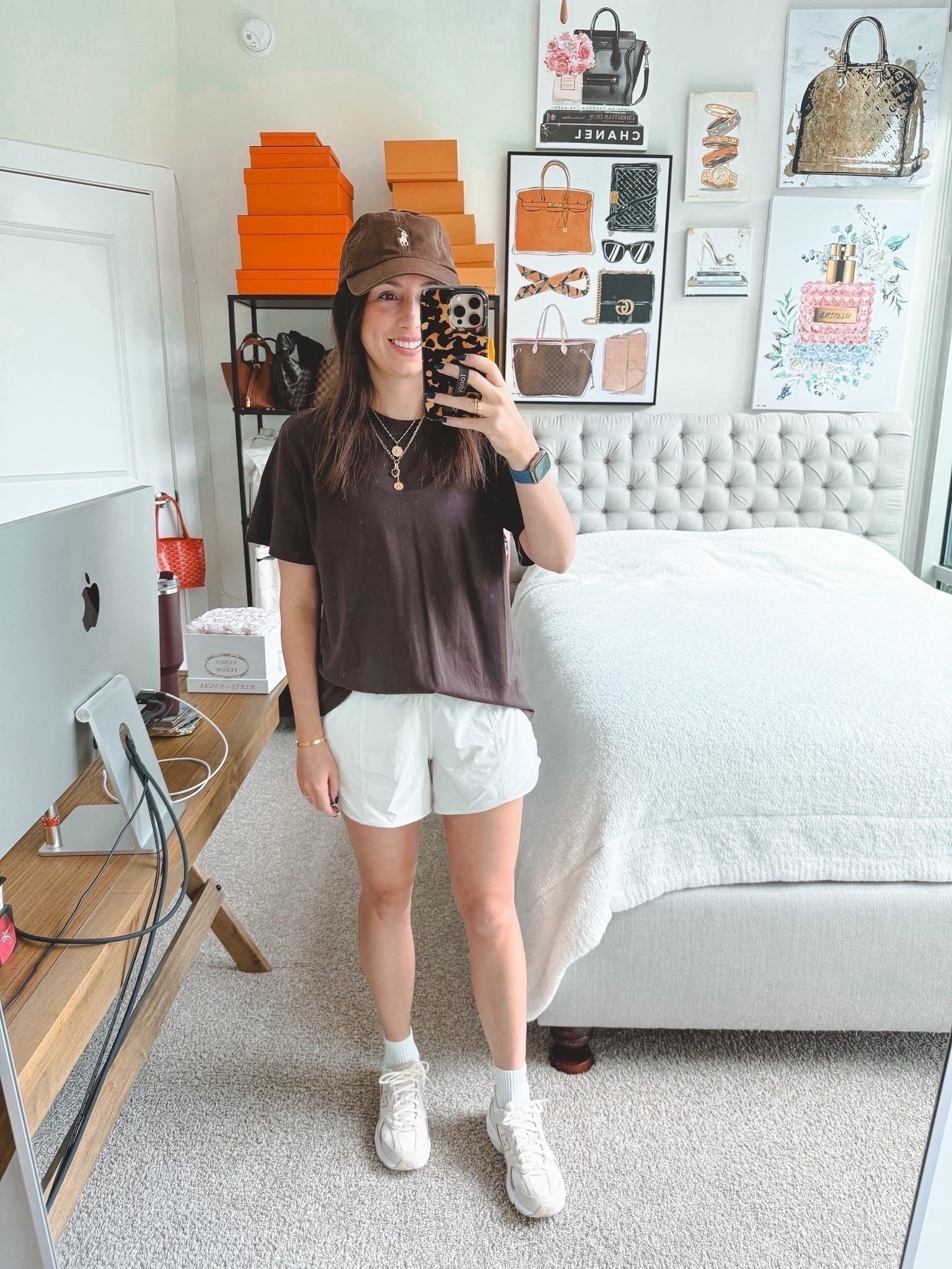 Lululemon all yours tee in espresso with Hotty hot shorts in bone



#LTKootd #LTKFindsUnder100 #LTKSeasonal