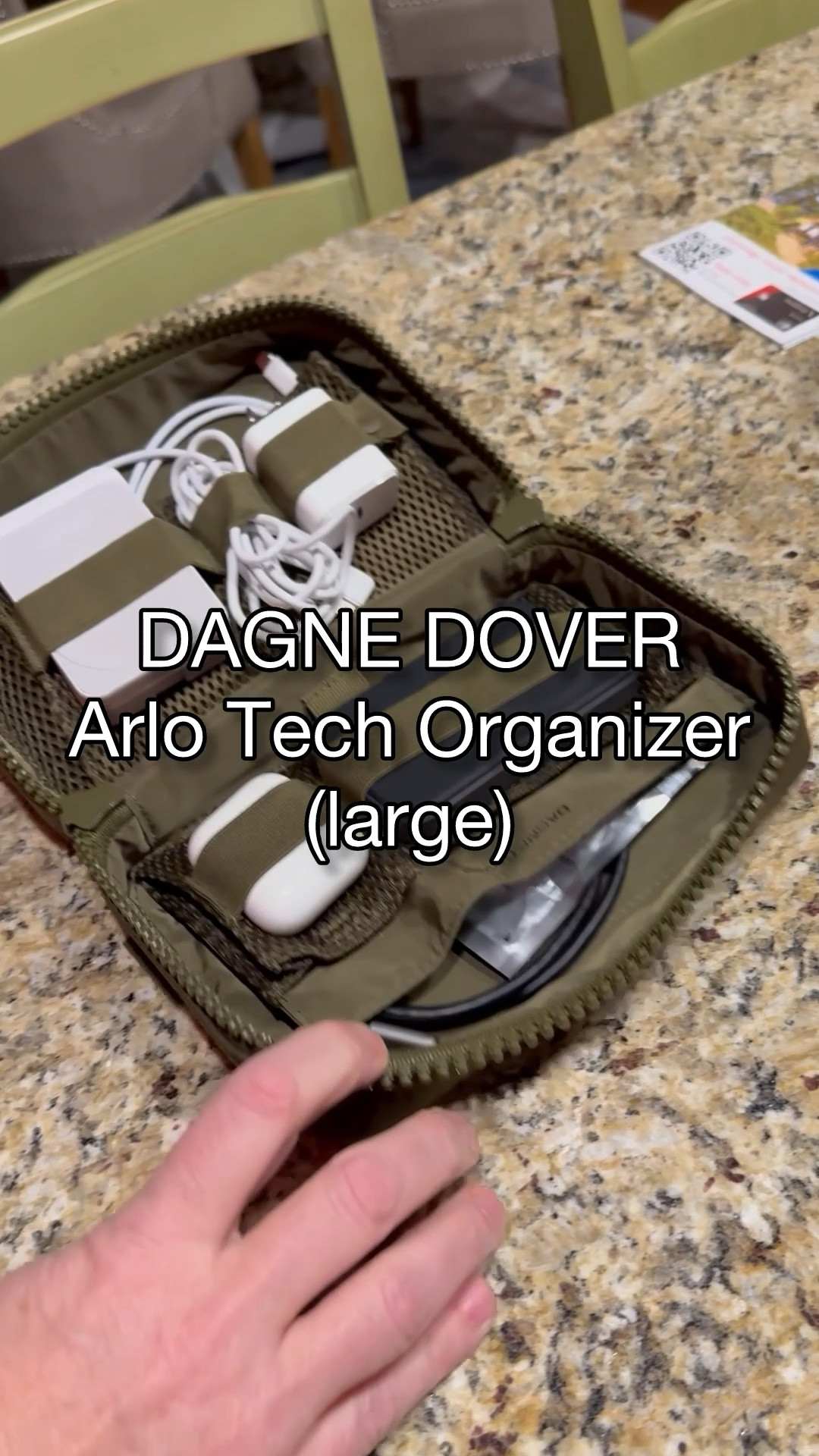 Large Tech Organizer 🤩 

#LTKTravel