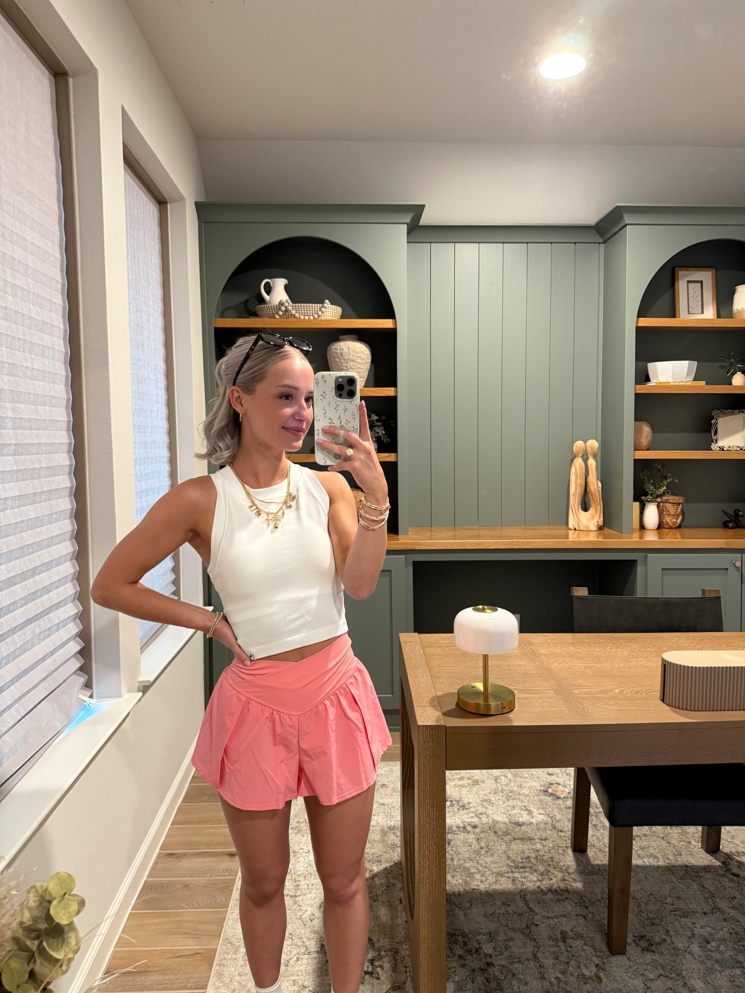 Target Spring Arrivals 🌷☀️

Xs in both top and shorts 