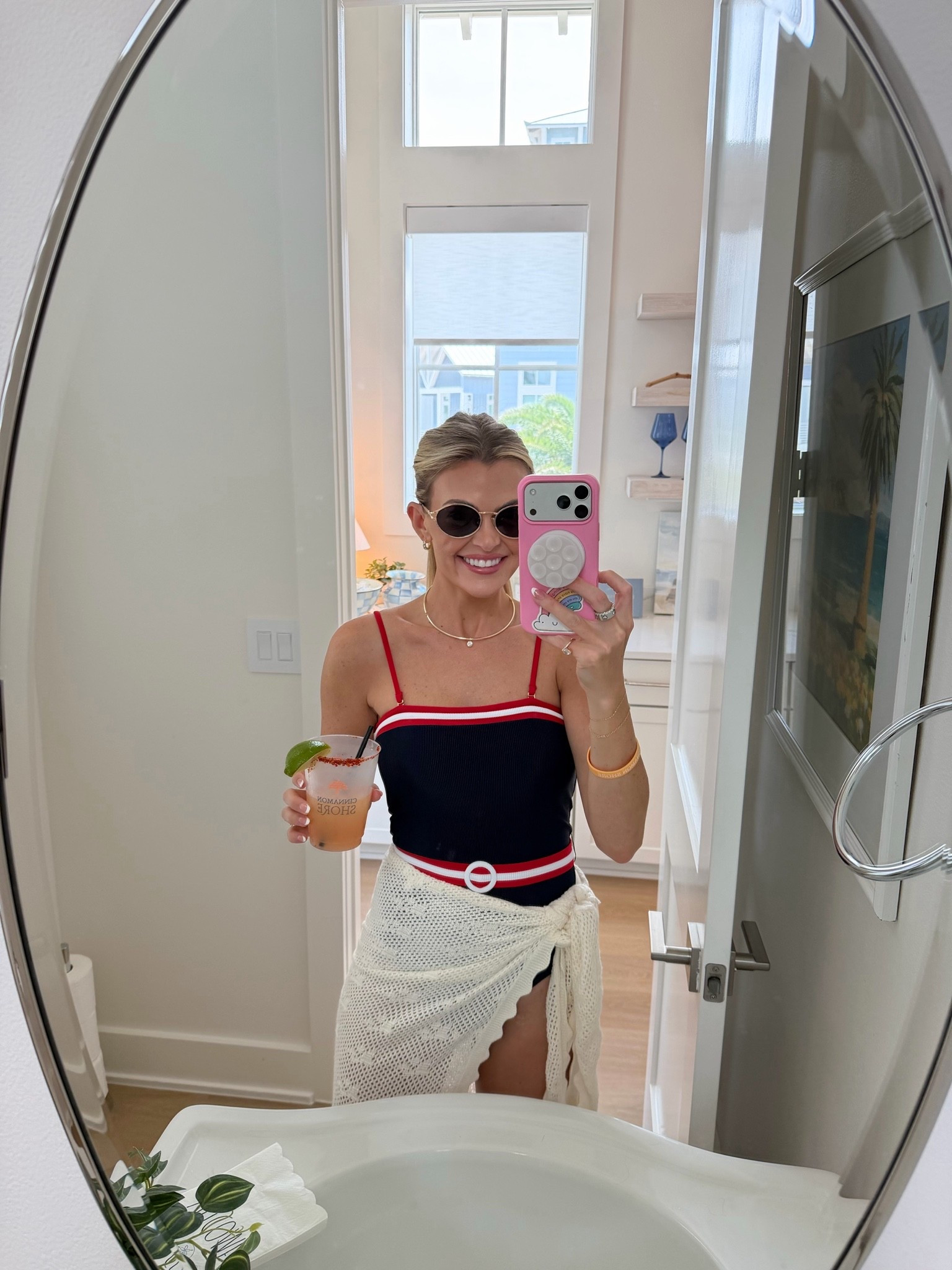 today’s outfit for the pool (electric picks code: JESS20) 

exact sarong is from aerie, but sold out

swimsuit, mom suit, one piece swimsuit, sunglasses, pool, beach, vacation

#LTKSwim #LTKTravel #LTKSeasonal