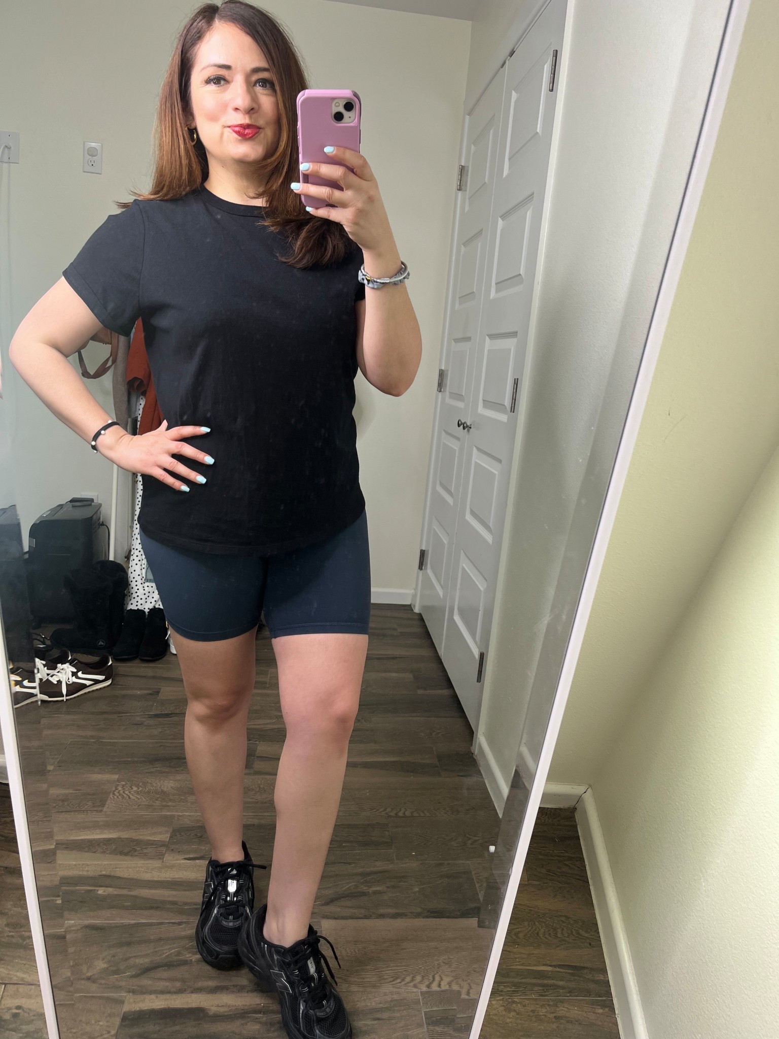 This tee and biker shorts are sooo soft went to a large for an oversized look in tee and size medium in biker shorts 



#LTKSaleAlert #LTKPetite