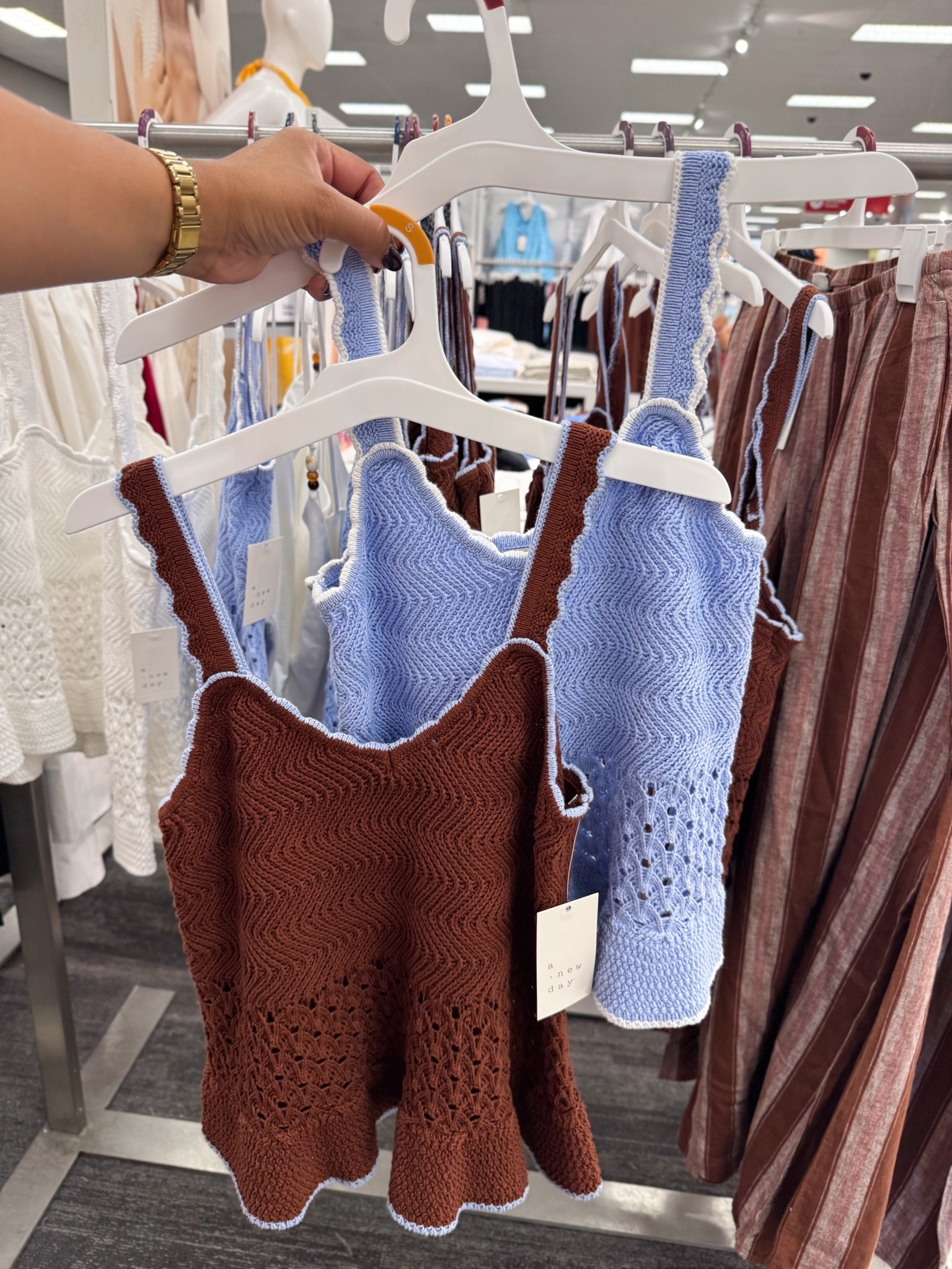 New target tops

target haul, target outfit

#LTKSaleAlert #LTKootd