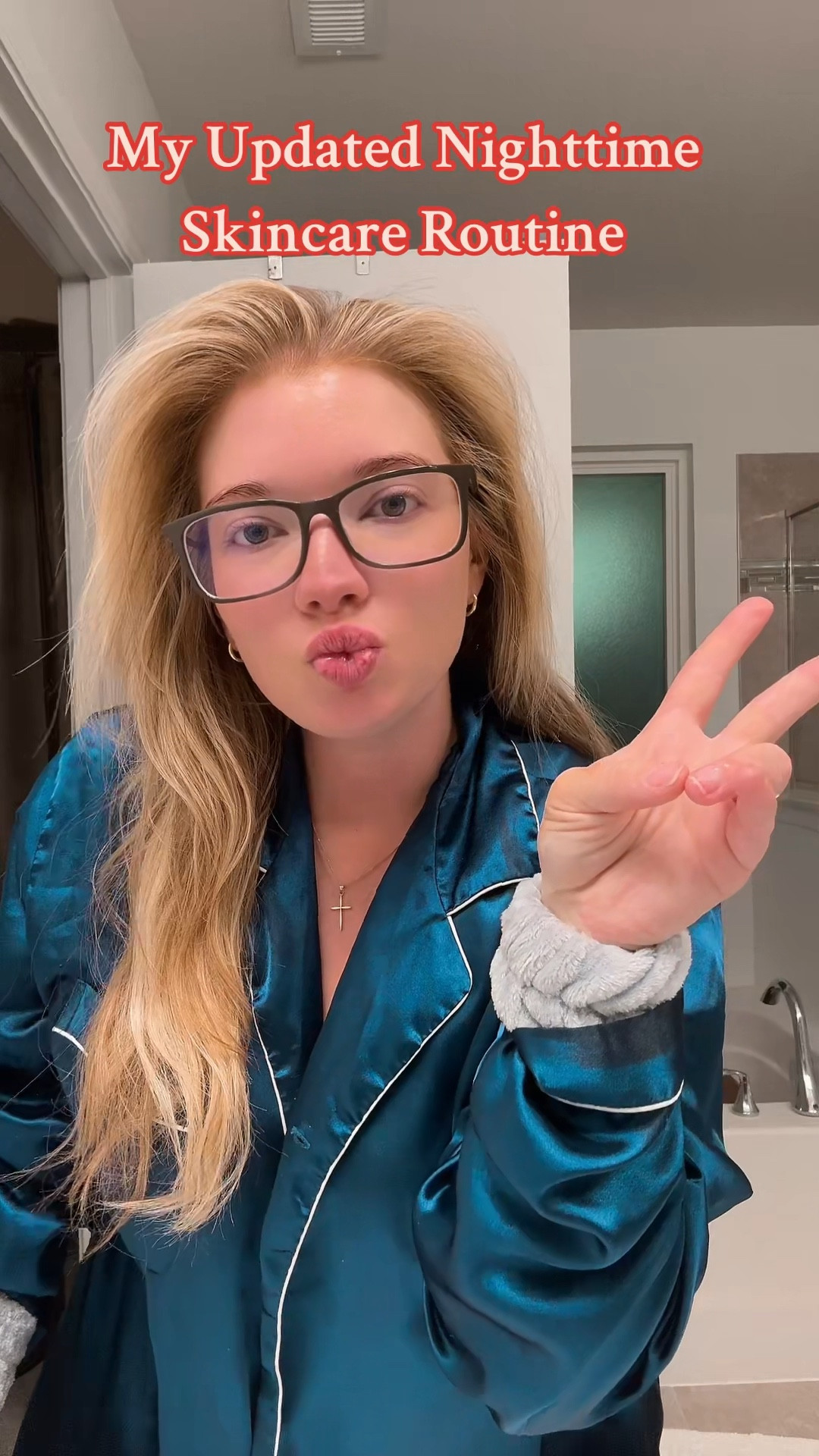 Keeping you in the Skincare Loop! 
Everything is 🖇️ in L T K and the Zon! 
What I use: 
• PreCleanse - @ELEMIS Cleansing Balm 
• Cleanser - Elemis Superfood Cleanser 
• Eye Serum - @Caudalie 
• Serum - @SkinMedica® 
• Lash and Brow Growth Serum - @The Ordinary 
• Moisturizer - @Summer Fridays 
| Skincare Routine | Nighttime Skincare | Skincare | Elemis | Caudalie | What Skincare I use | #skincare #skincareroutine #nighttimeroutine #nighttimeskincare #elemis #getreadywithme #getunreadywithme 

#LTKBeauty #LTKSummerSales