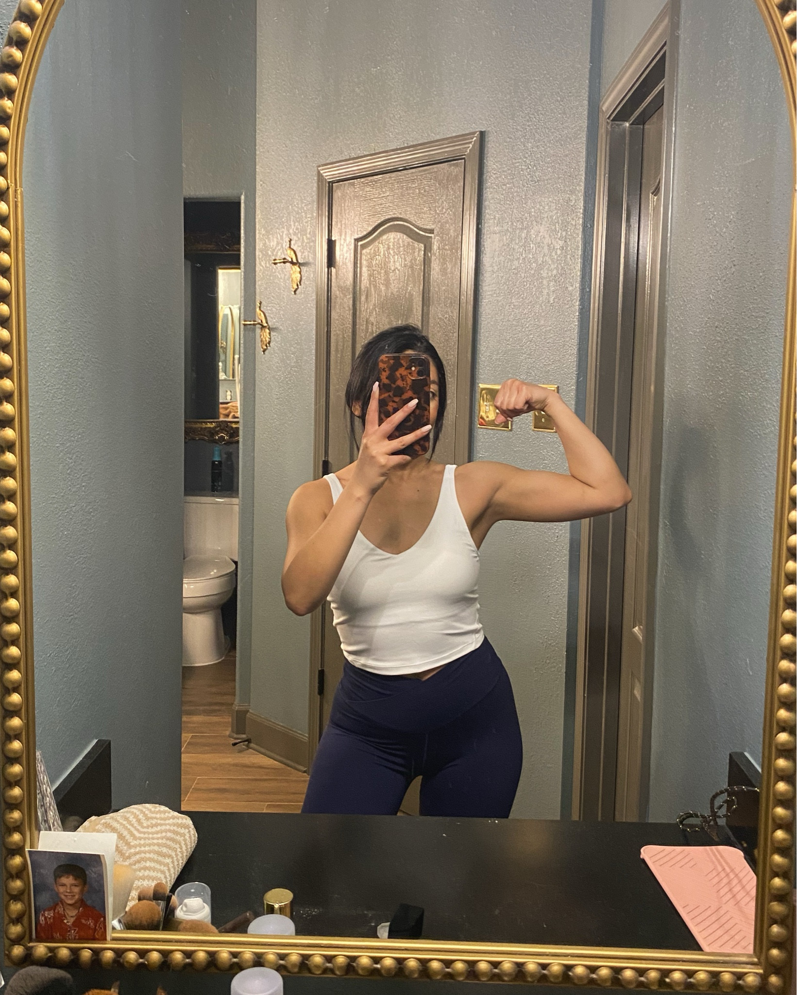 New workout top under $30 from Amazon that I didn’t know I needed. 
Size: Small 

#workouttop #workoutset #amazonfinds #ltkactive #workouttank

#LTKSummerEdit #LTKActive