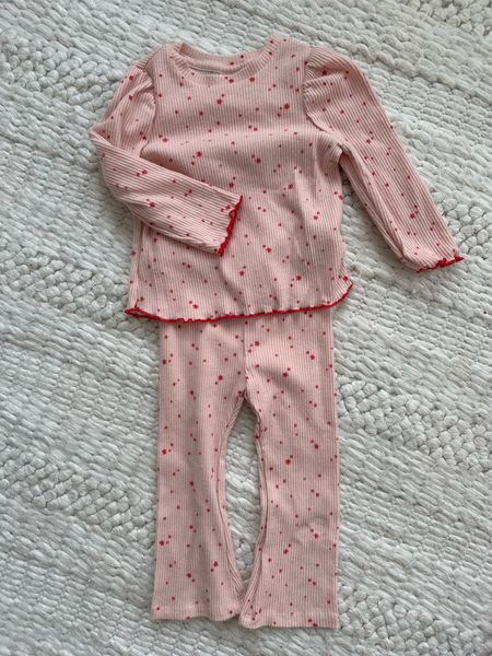 Valentines outfit, kids outfits for valentines 

#LTKkids #LTKbaby #LTKSeasonal