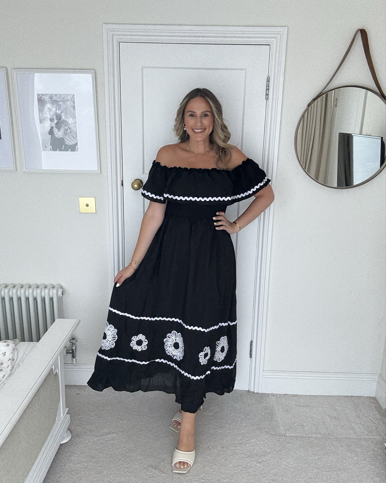 Gorgeous midsize summer dress 

#LTKsummer #LTKeurope #LTKmidsize
