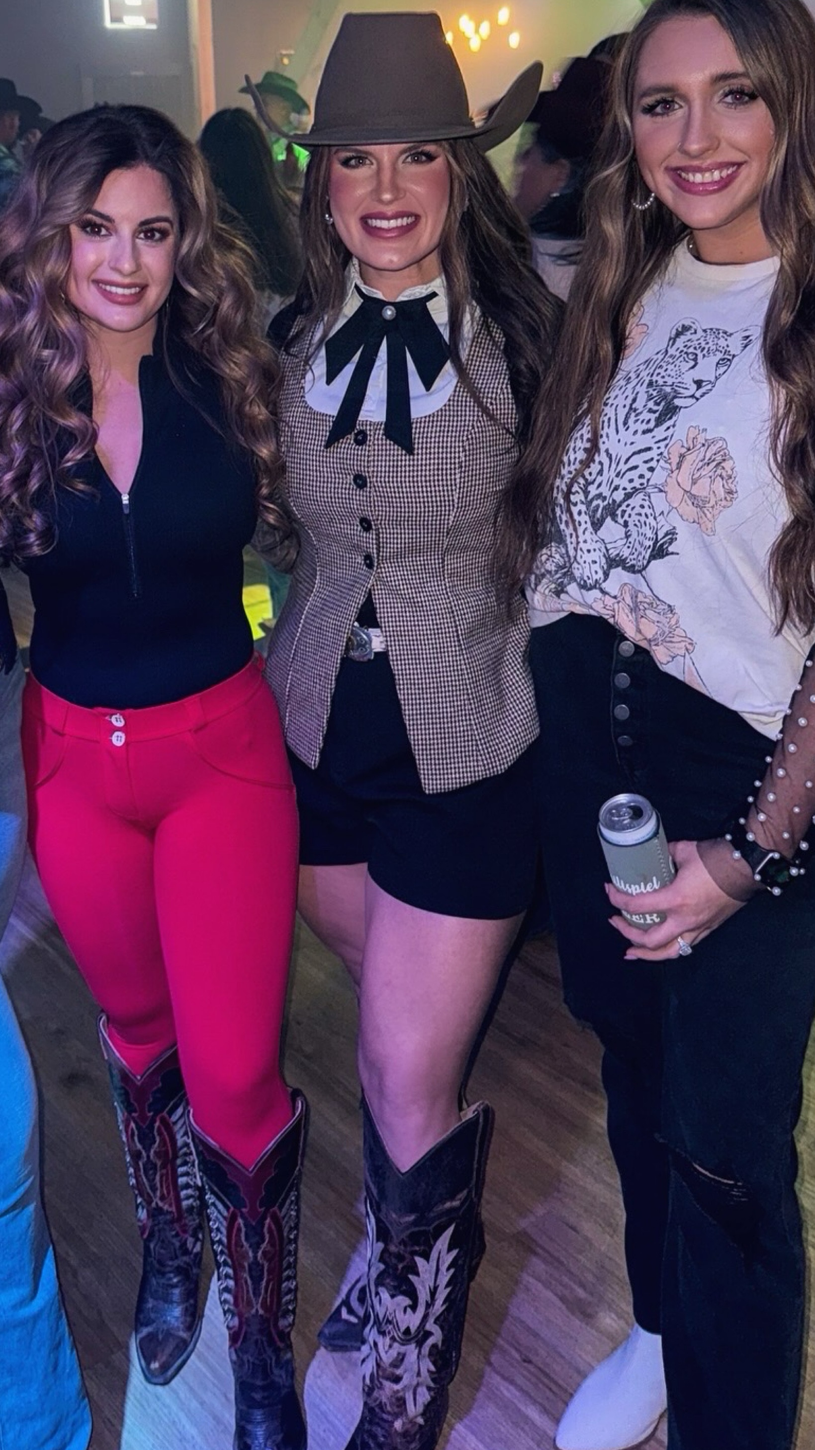 Elevated, classy western is my entire personality now ✨ #western #classy #rodeo #styletip

#LTKfindsunder50 #LTKstyletip #LTKmidsize