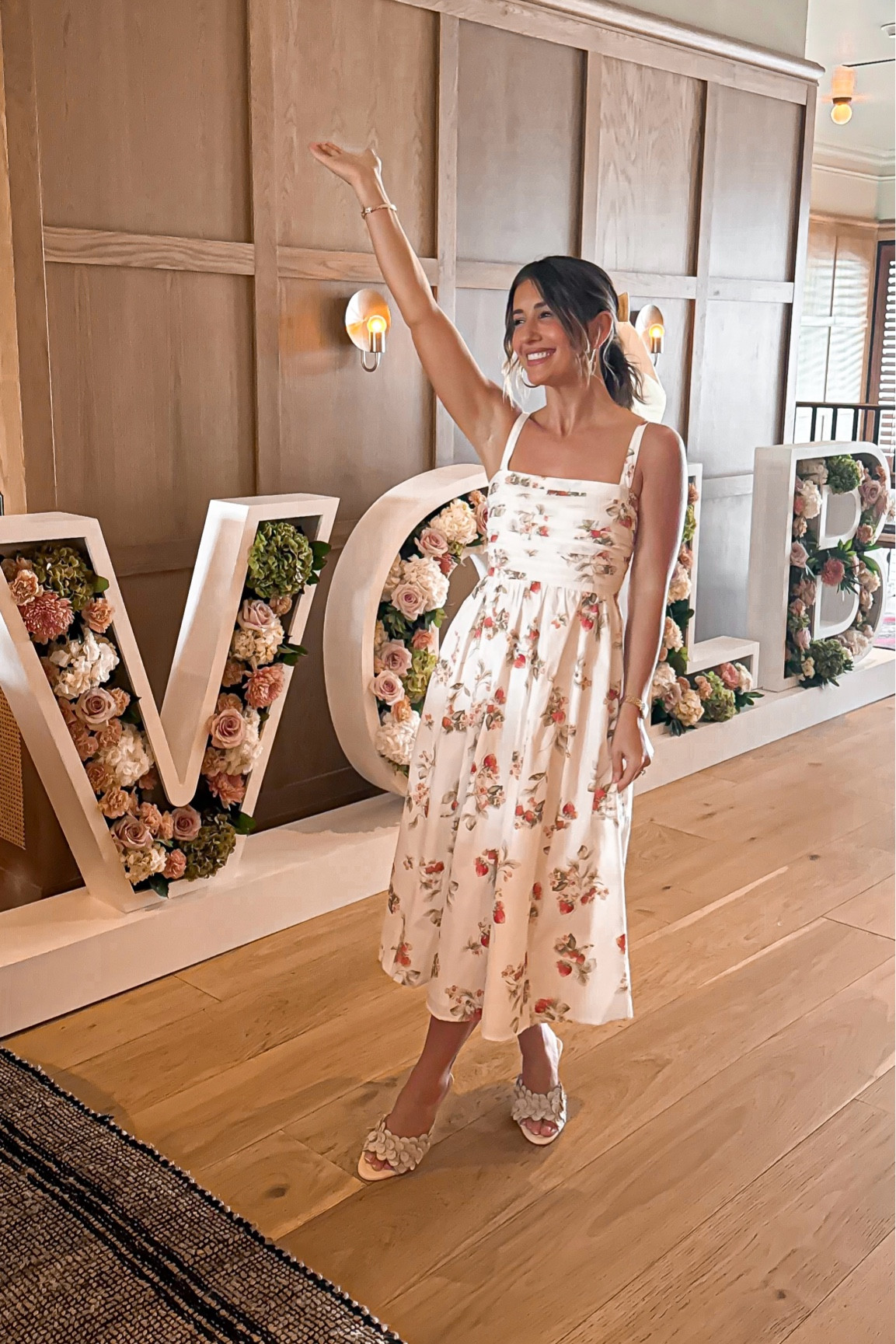 Vince camuto x Laura Beverlin
Rose heels size 7.5-go up half size 
Abercrombie dress size XS petite

#spring #dress #heels #vincecamuto #abercrombie #laurabeverlin

#LTKStyleTip #LTKSaleAlert #LTKFindsUnder100