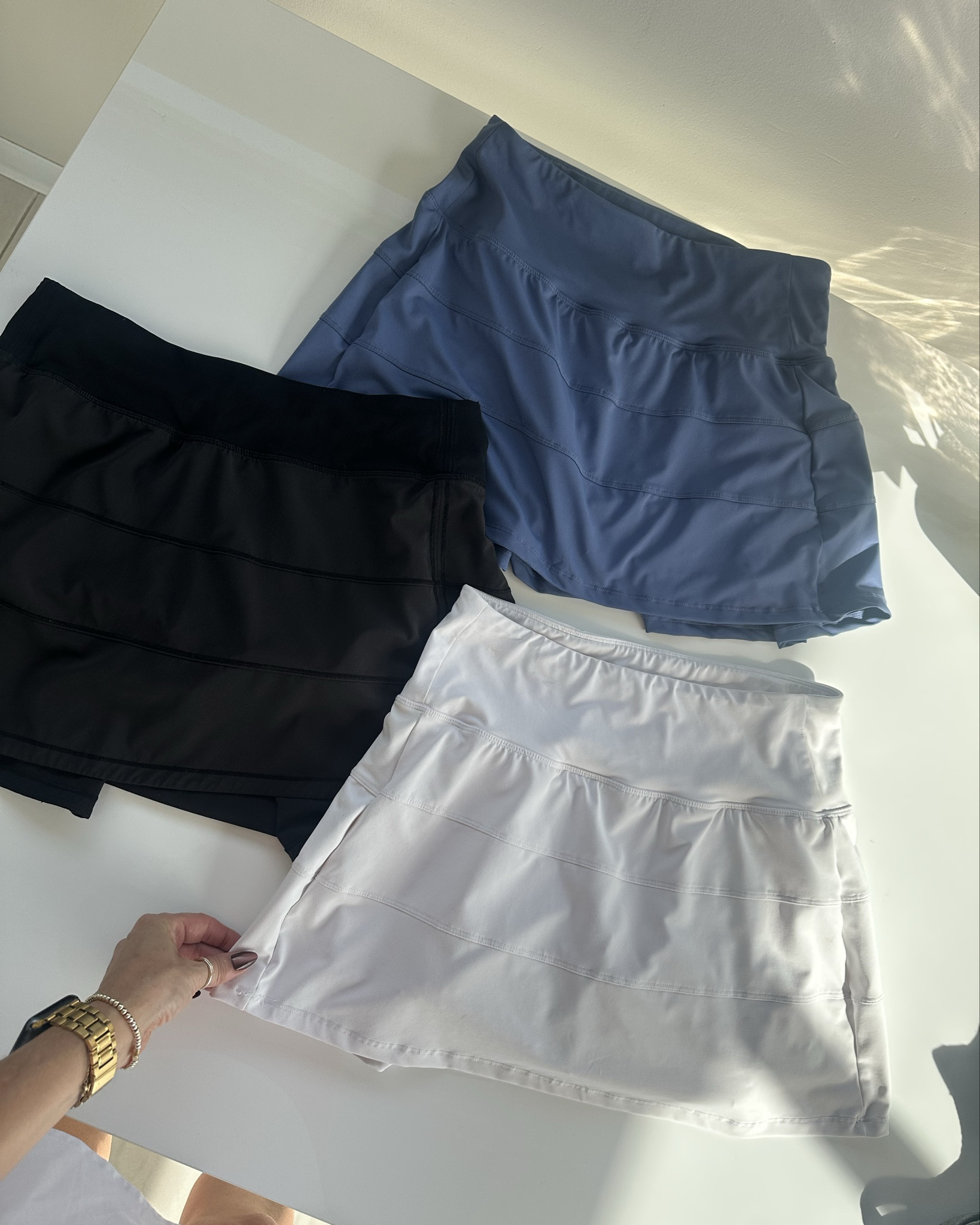 Ok another look a like for less for us! 

The black is 🍋 and I love it but I found us a basically exact version for less. Both comes in many colors. I wear a size 8 in the look a like version. 

Same waistband, same pleated back, built in shorts w side pockets, back pocket with zip (for my golf tees 😉)

#LTKActive