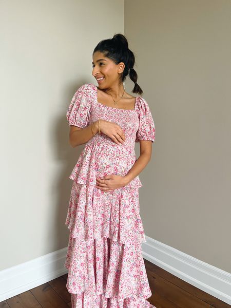 Best maternity dress for spring or summer weather ☀️

#LTKSeasonal #LTKbump #LTKstyletip
