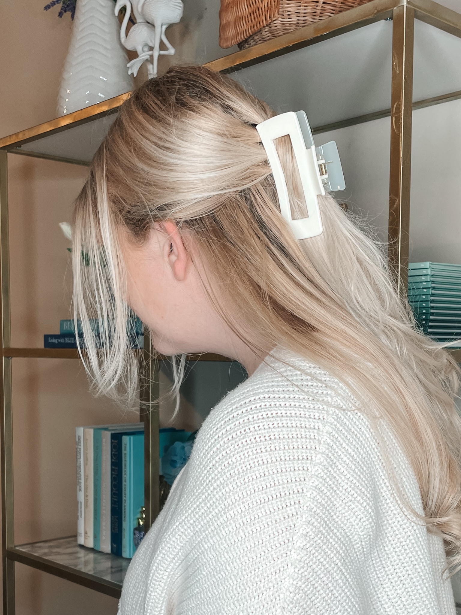 Love this pretty white claw clip for your hair. So many cute spring hairstyles you can do with this!

#LTKFind #LTKunder50 #LTKbeauty