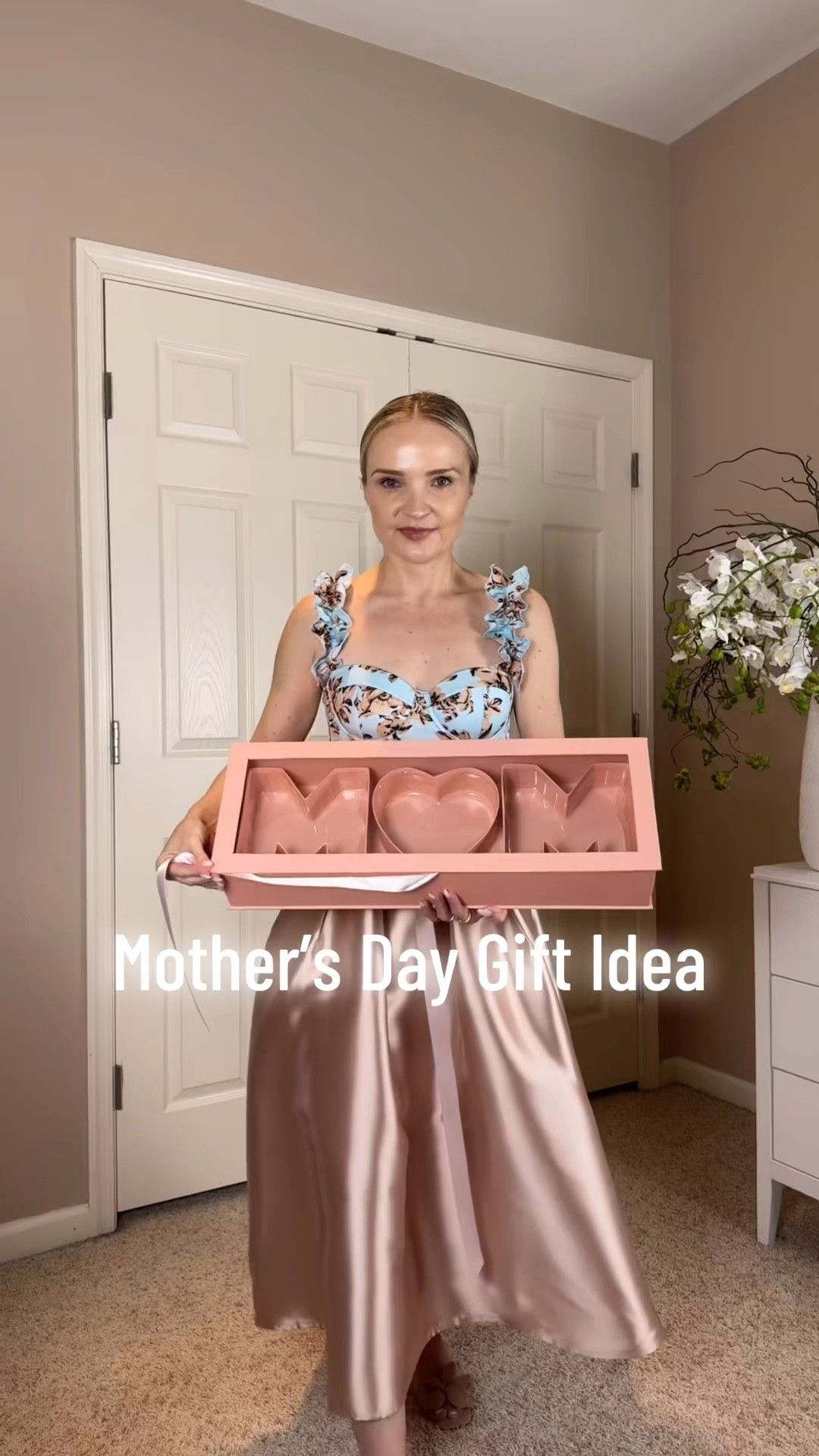 Mother’s Day gift idea, Mother’s Day gift, mom gift box

#LTKstorytime #LTKmomlife #LTKMothersDay