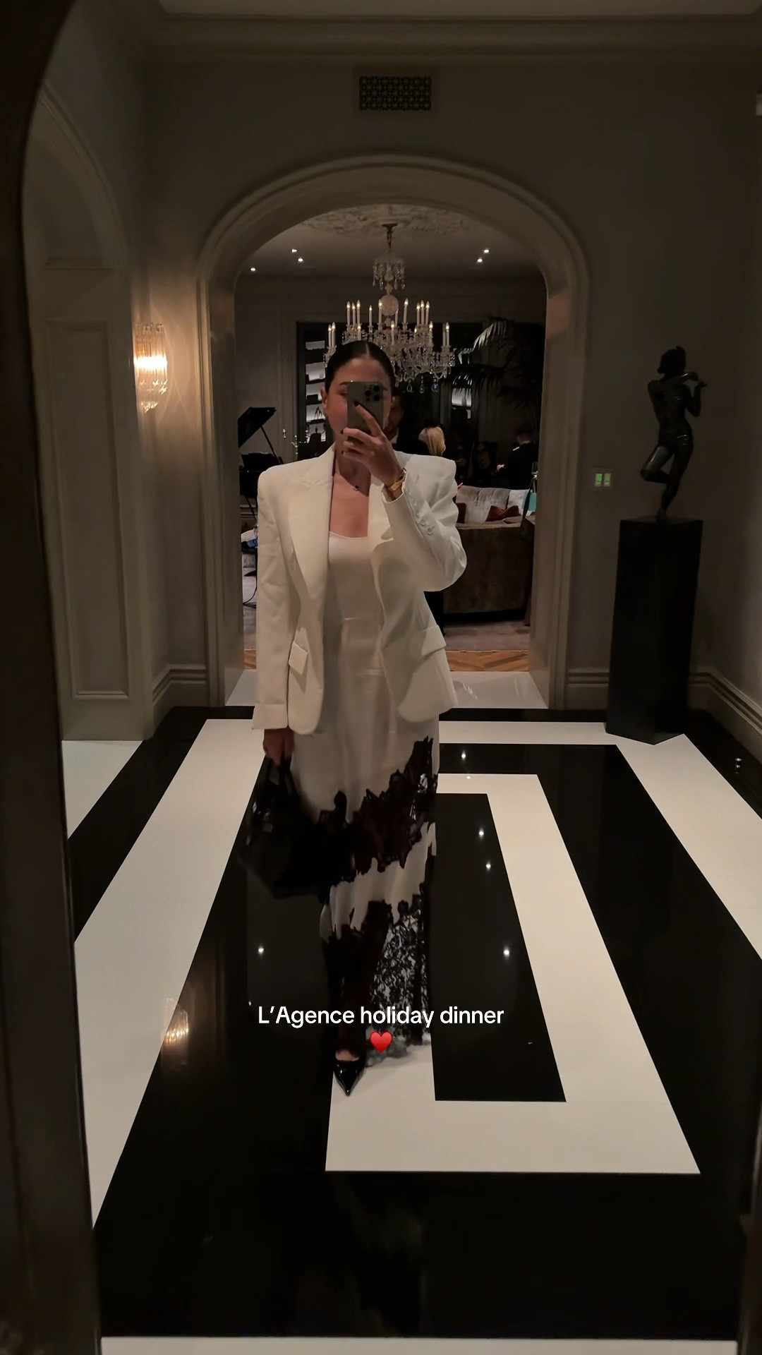 Holiday dinner party with L’Agence 🎀🍰✨ 



#LTKSeasonal #LTKHoliday #LTKWatchNow