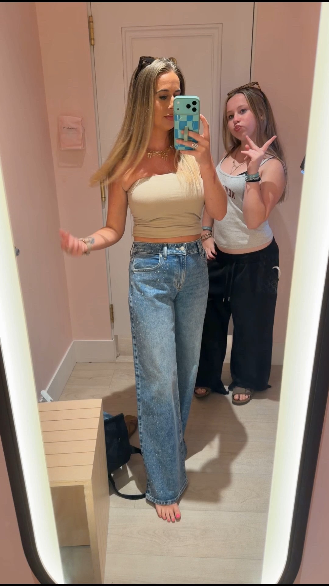 Victoria Secret Rhinestone Jeans are 💋

#LTKootd #LTKgrwm #LTKdayinmylife