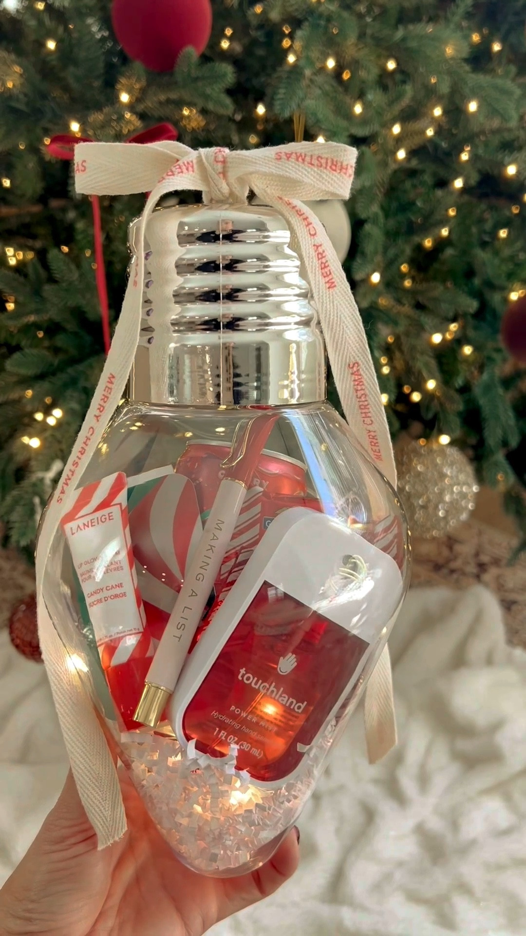 These affordable Christmas light containers make the perfect little gift for teachers, friends, neighbors, or co-workers 🎁
✨ Comment “Light” and I’ll send you a DM with everything linked!

Christmas gift ideas • teacher gift • coworker gift • holiday gifts • neighbor gift ideas • stocking stuffer • DIY Christmas gift ideas • gifts for teachers • gifts for her • gifts for friends • DIY gift 

#LTKFindsUnder50 #LTKHoliday #LTKGiftGuide