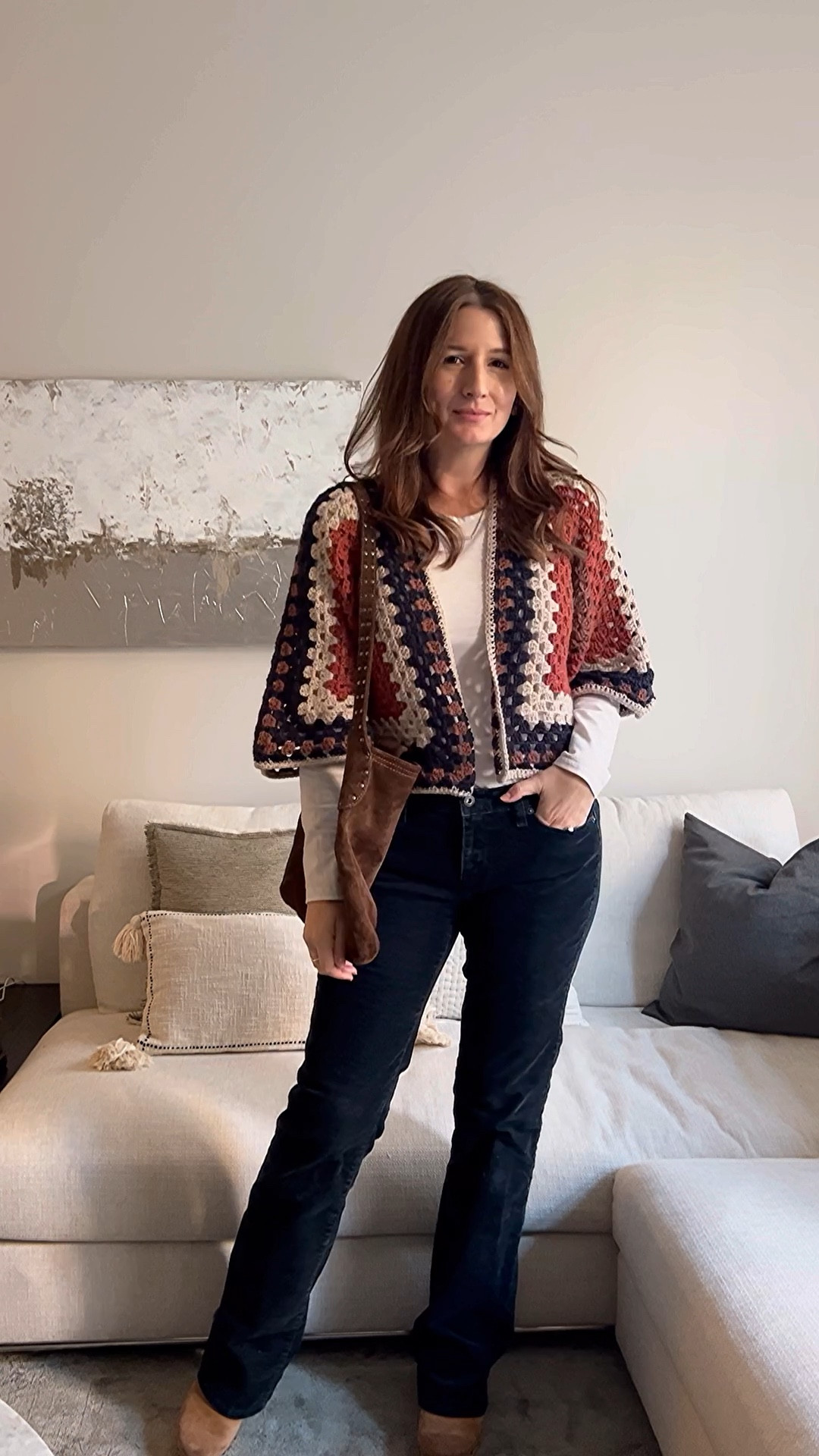 Crochet hexigon cardigan using Color Theory yarn from Lion Brand Yarn! This is an easy beginner friendly crochet project. This crochet cardigan is perfect for layering over a long sleeve tee in the fall. A cozy cardigan sweater is my fave!

#crochet #lionbrandyarn #colortheoryyarn #hexigoncardigan #cardigan #cardi #sweater #jumper