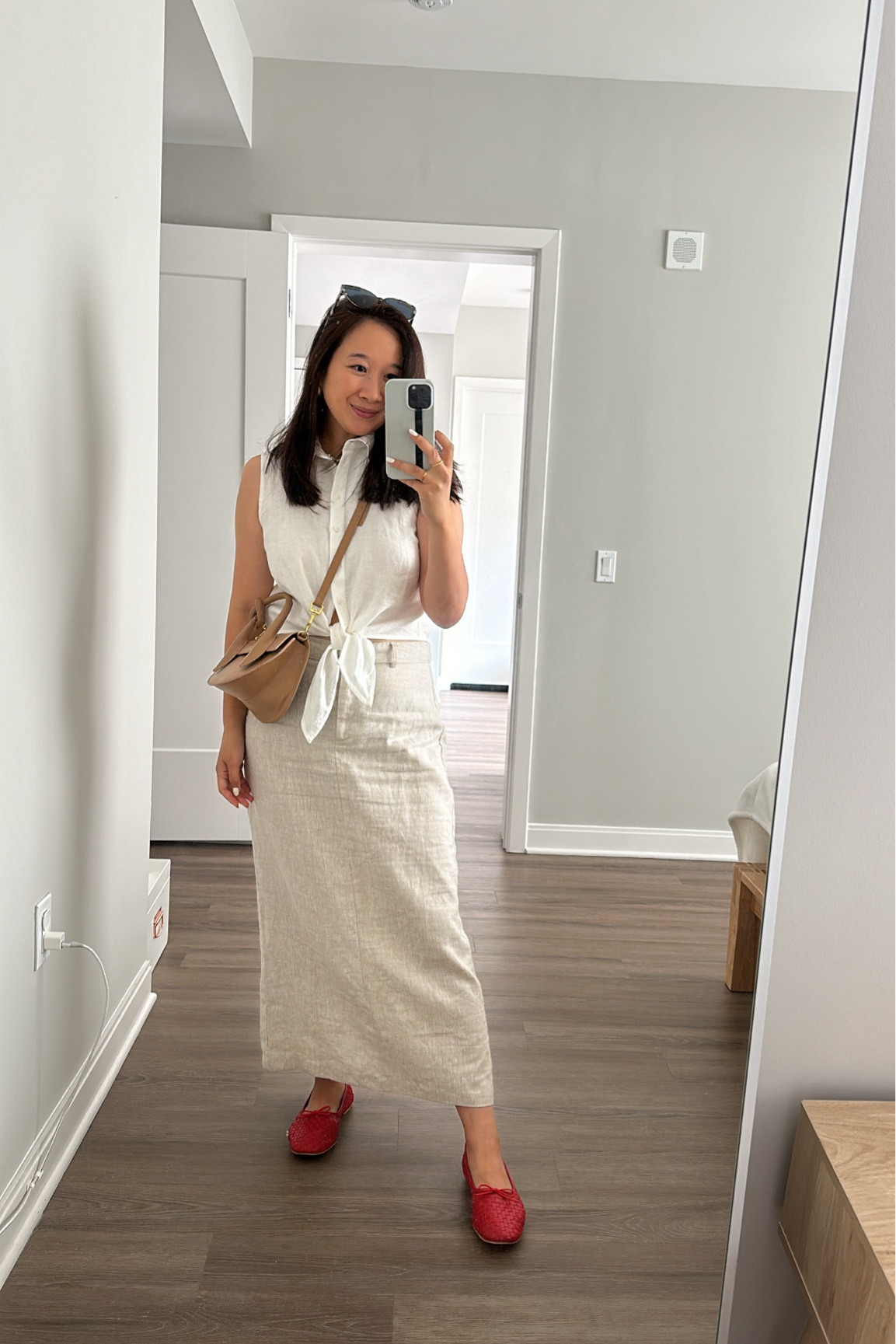 Summer fit with a touch of red

#LTKSeasonal #LTKStyleTip