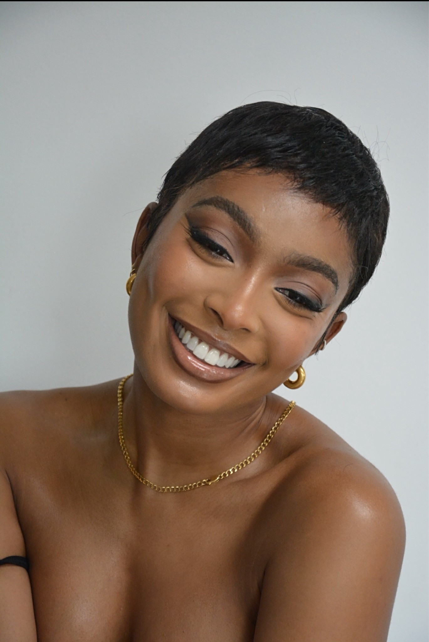 A full face of make up goodness. 

#LTKtravel #LTKeurope #LTKbeauty