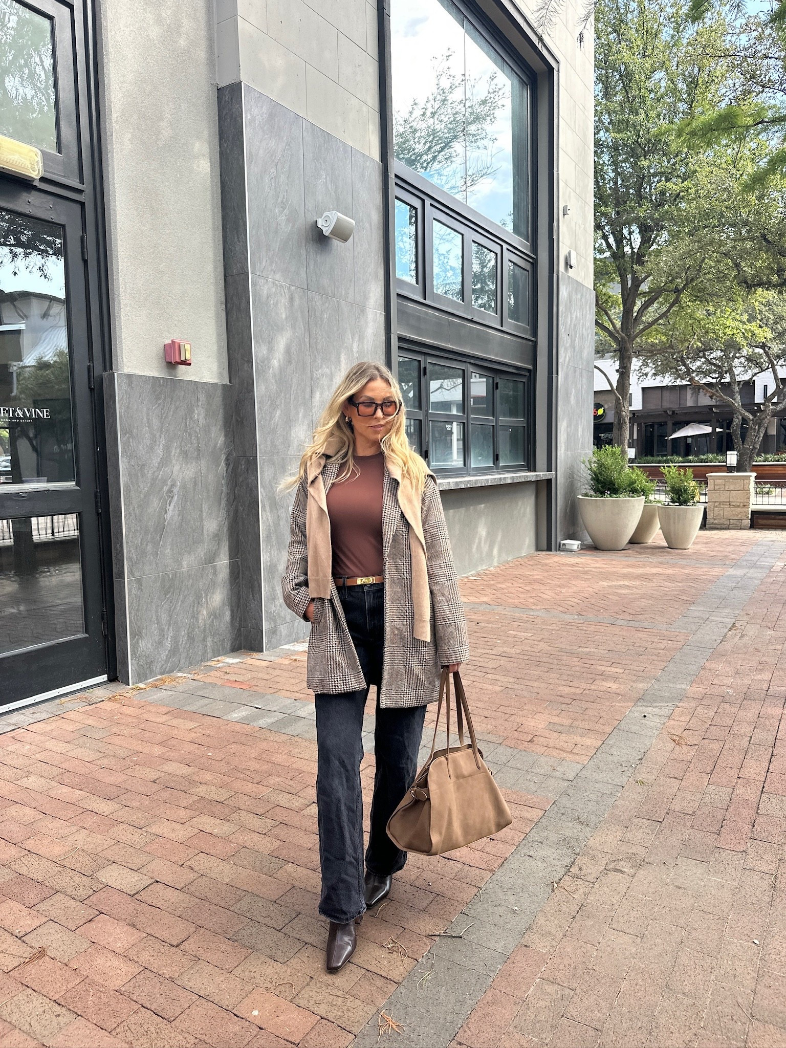 So excited for the weather to finally get cooler in Texas! I can finally wear all of my fave fall pieces-which includes this coat! This is an older piece so l did link two similar options. I paired it here with some black jeans and chocolate brown booties. I added a thin sweater over my shoulders and my suede jacket. All items linked⬆️

#Itkcreator #Itkfinds #amazon #nordstrom #fall #fallfashion #falloutfits #plaid #plaidjacket #suede #suedejacket

#LTKootd #LTKSeasonal #LTKHoliday
