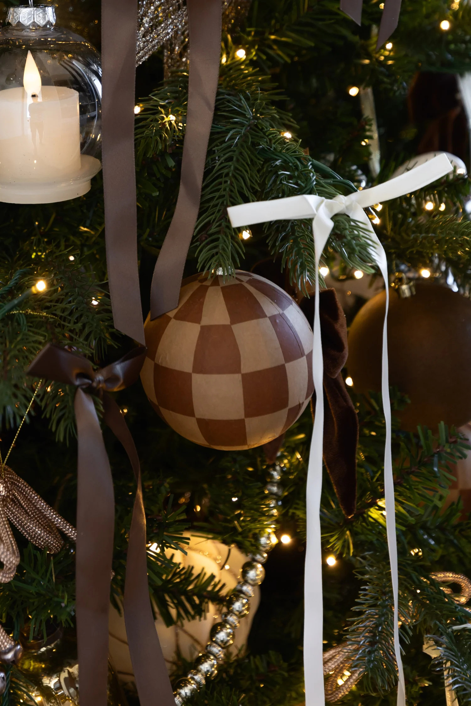 Checkered Ornament - Brown | THELIFESTYLEDCO