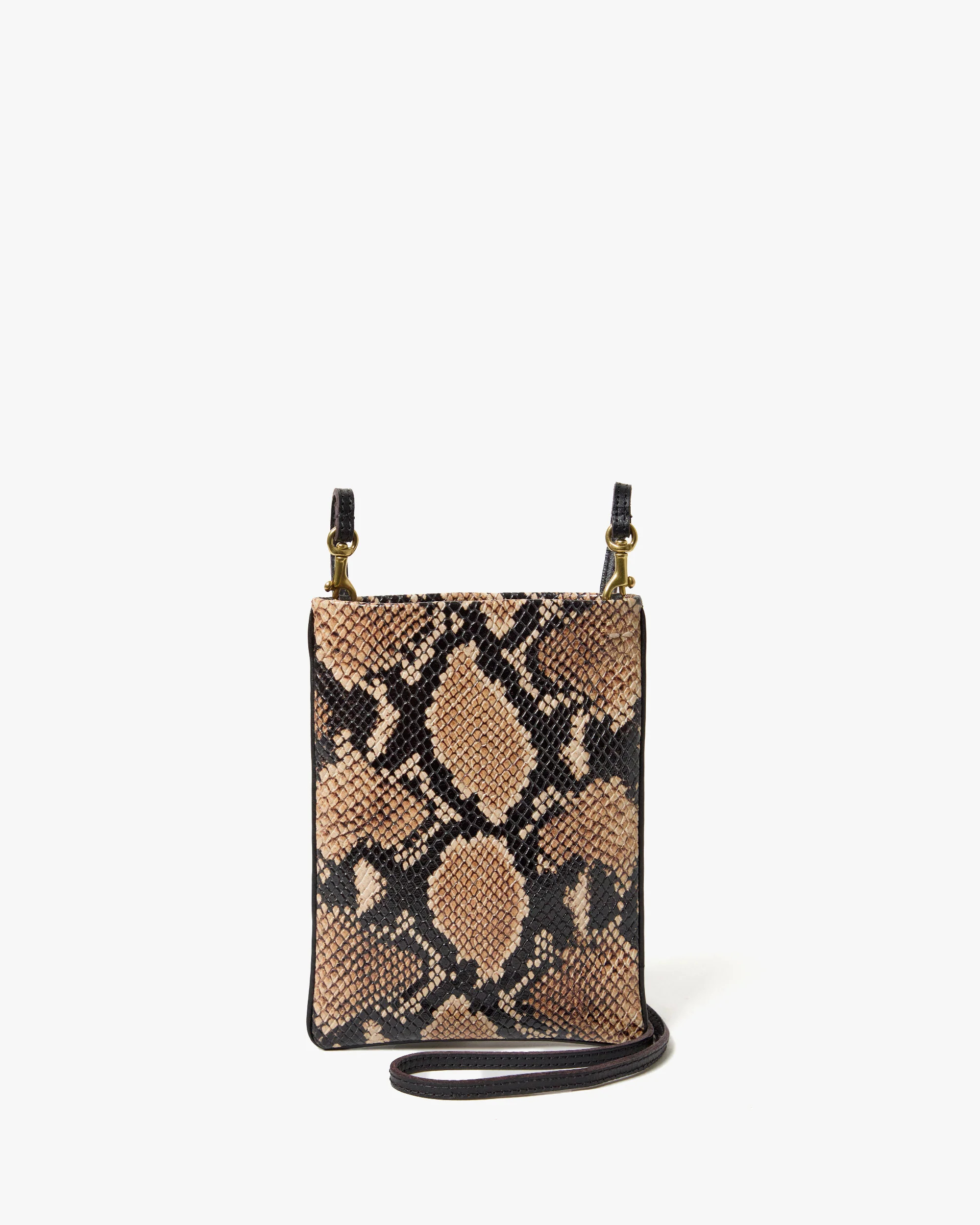 Poche | Clare V.