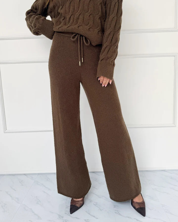 Splendid x @Cellajaneblog Boucle Sweater Pant | Splendid