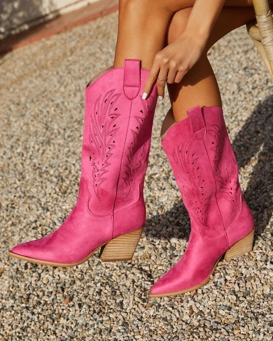Arnell Laser Cut Western Boot

#LTKootd #LTKFestival #LTKSaleAlert