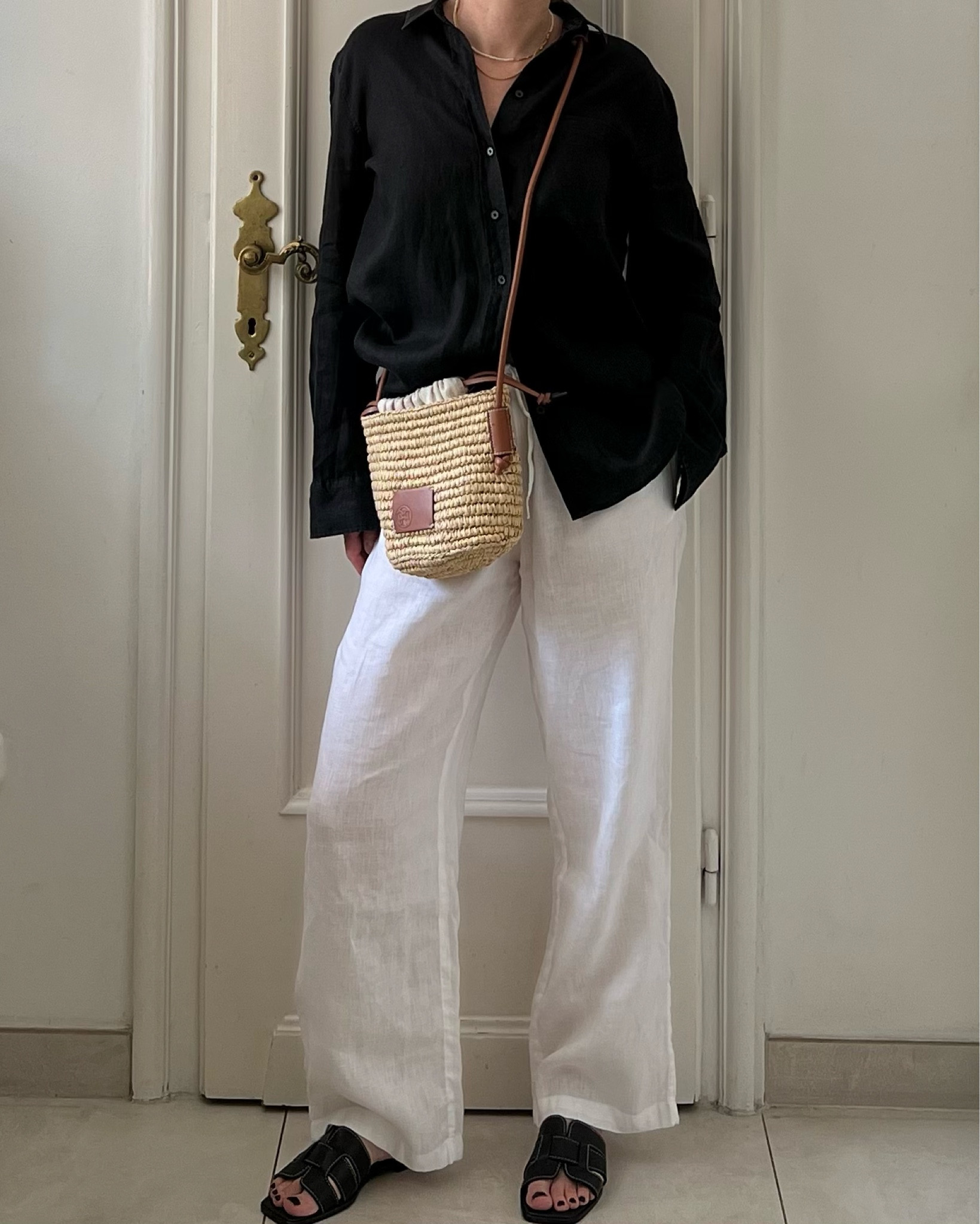 Summer linen outfit 

Black linen shirt, white linen trousers, crossbody straw bag, black slide sandals 
Summer outfit, linen outfitts

#LTKsummer #LTKbag #LTKshoes